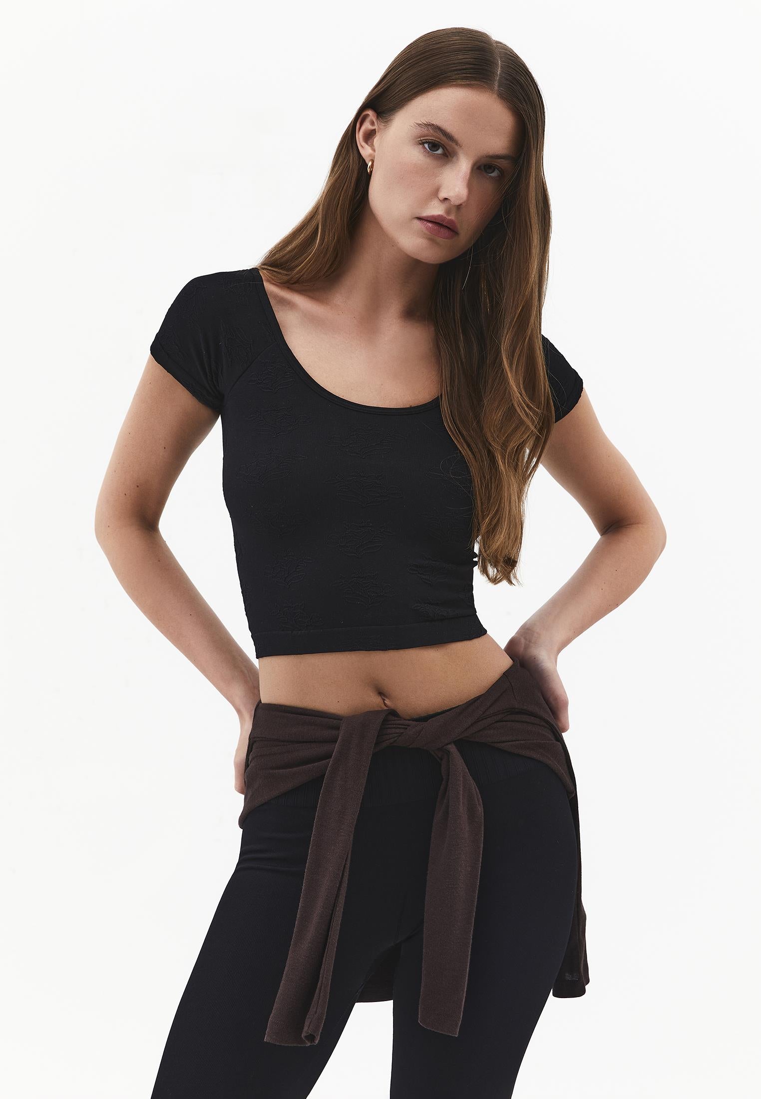 Wide Neck Short Sleeve Bodycon T-Shirt - BLACK