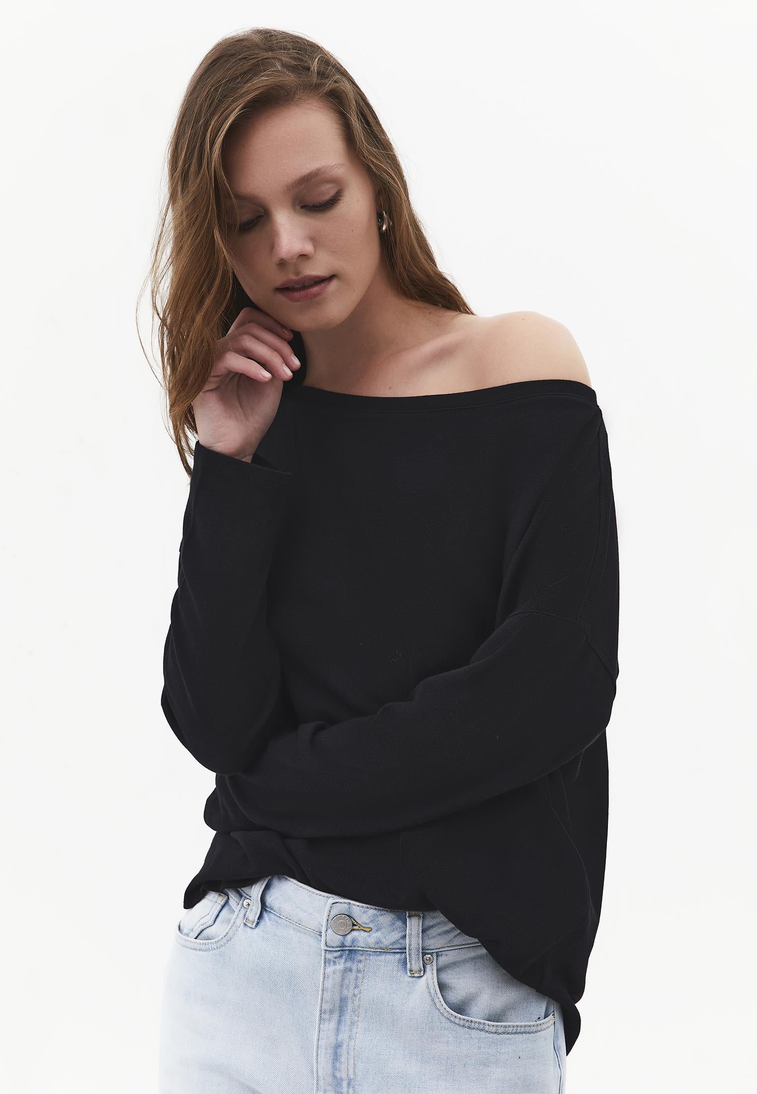 Lightweight Boat Neck Knit Sweater - BLACK