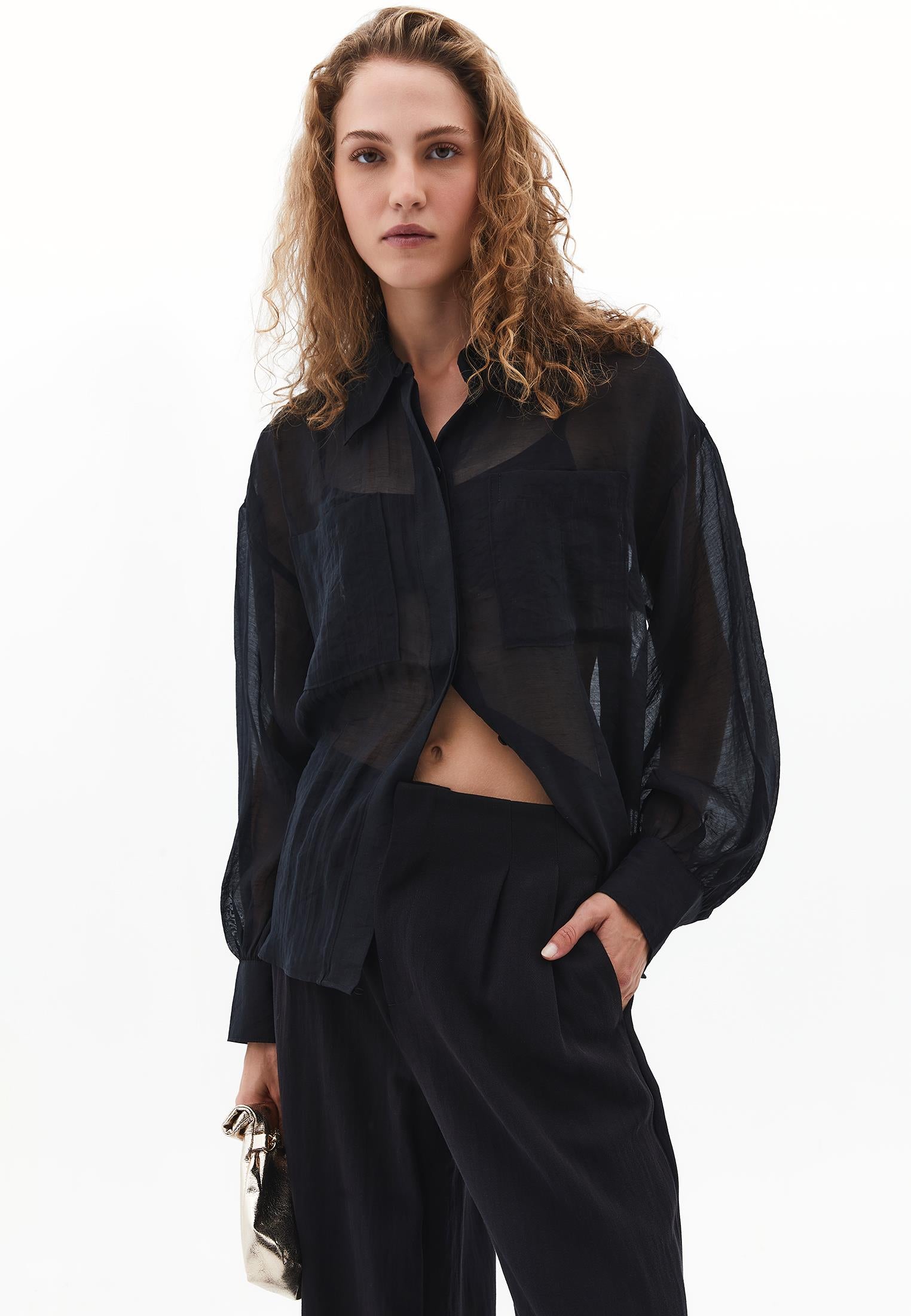 Loose Shirt With Balloon Sleeves And Pocket Detail - BLACK