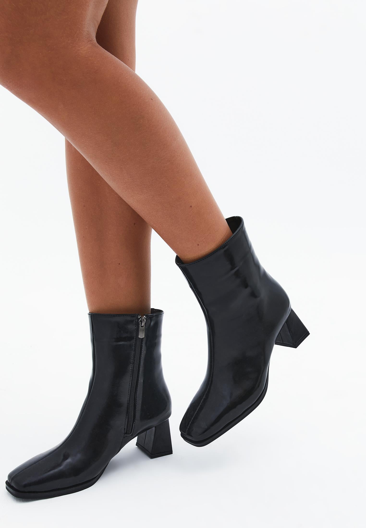 Boot - BLACK
