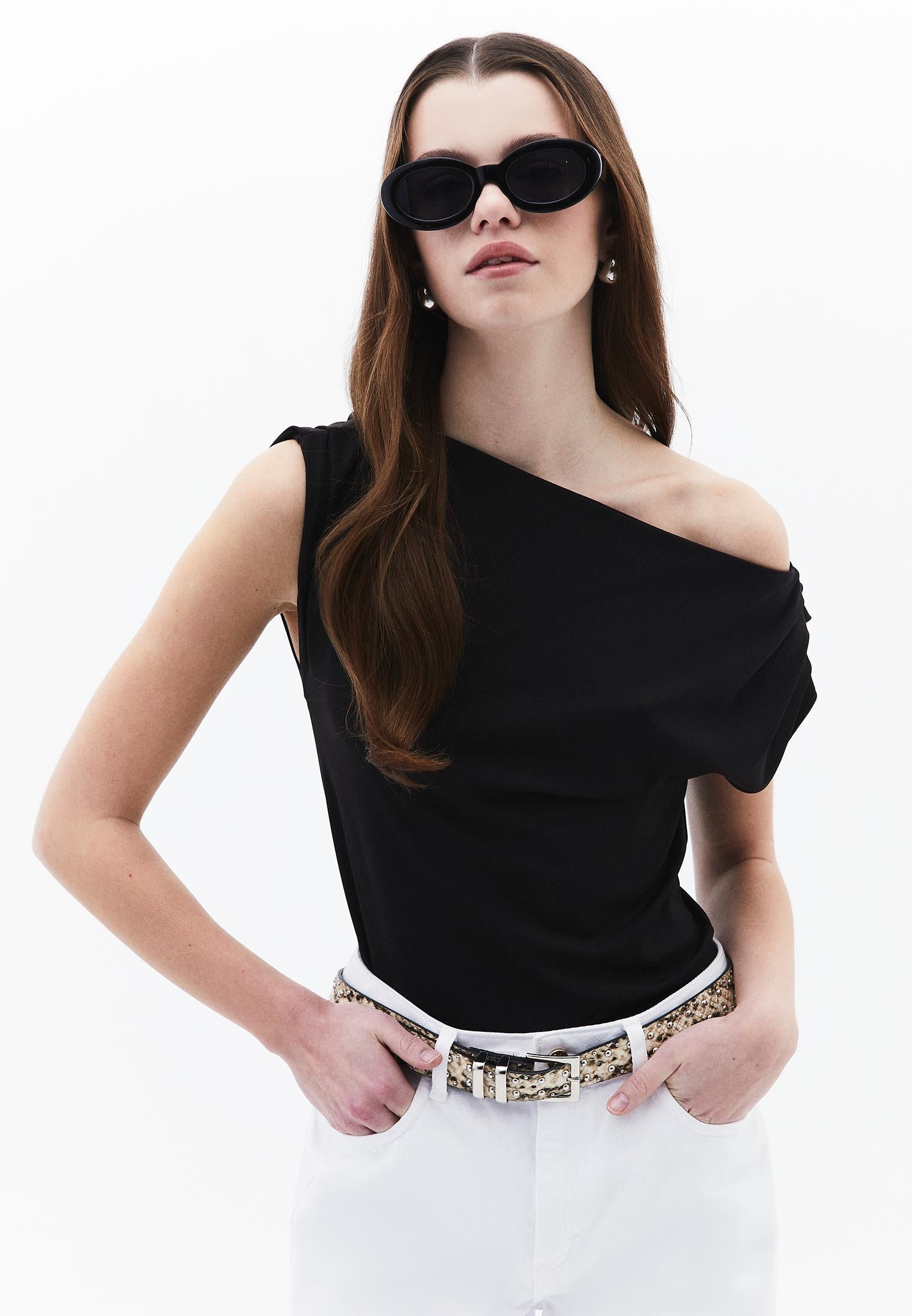 Boat Neck Short Sleeve Blouse - BLACK