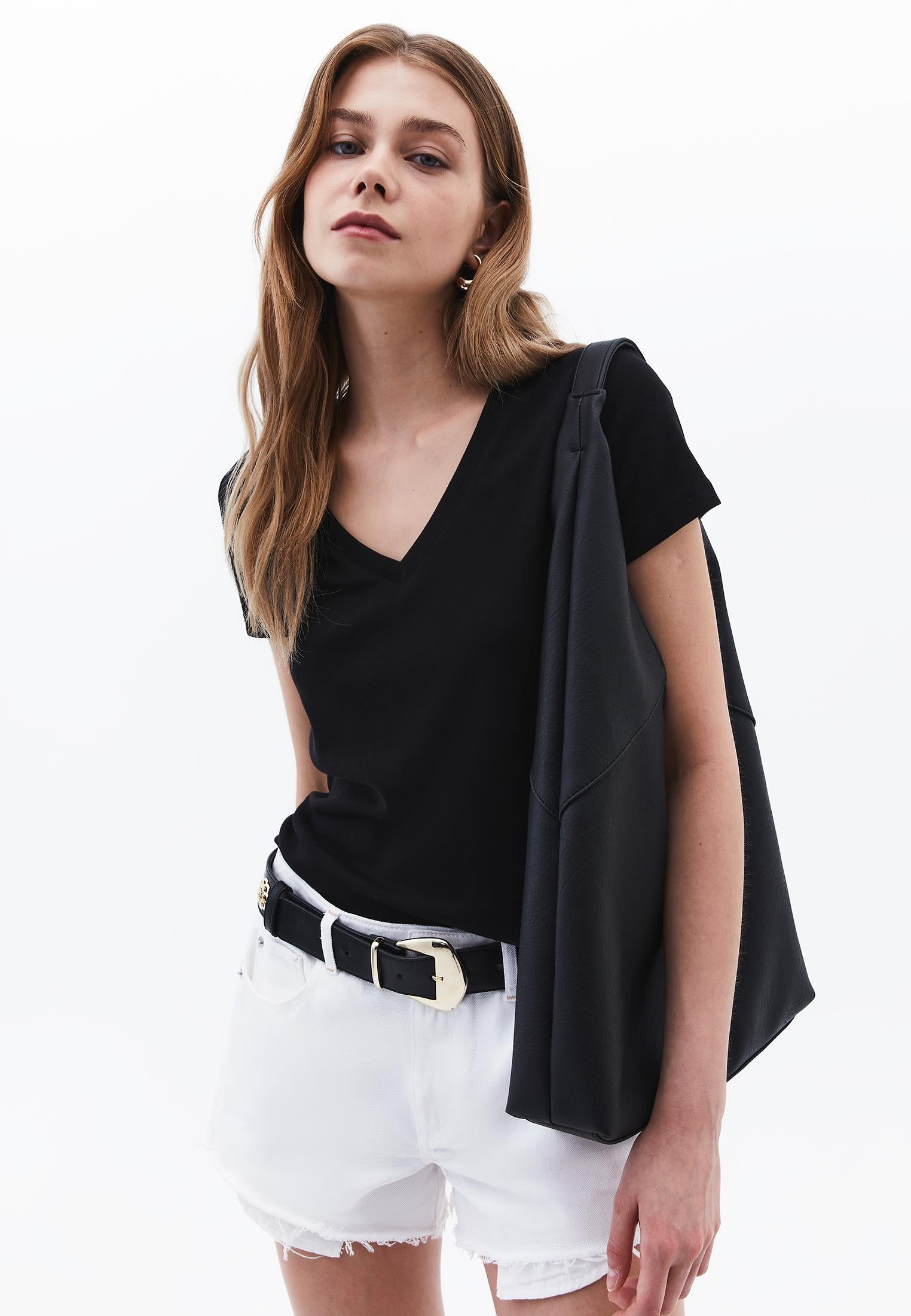 V Neck Short Sleeve T-Shirt - BLACK