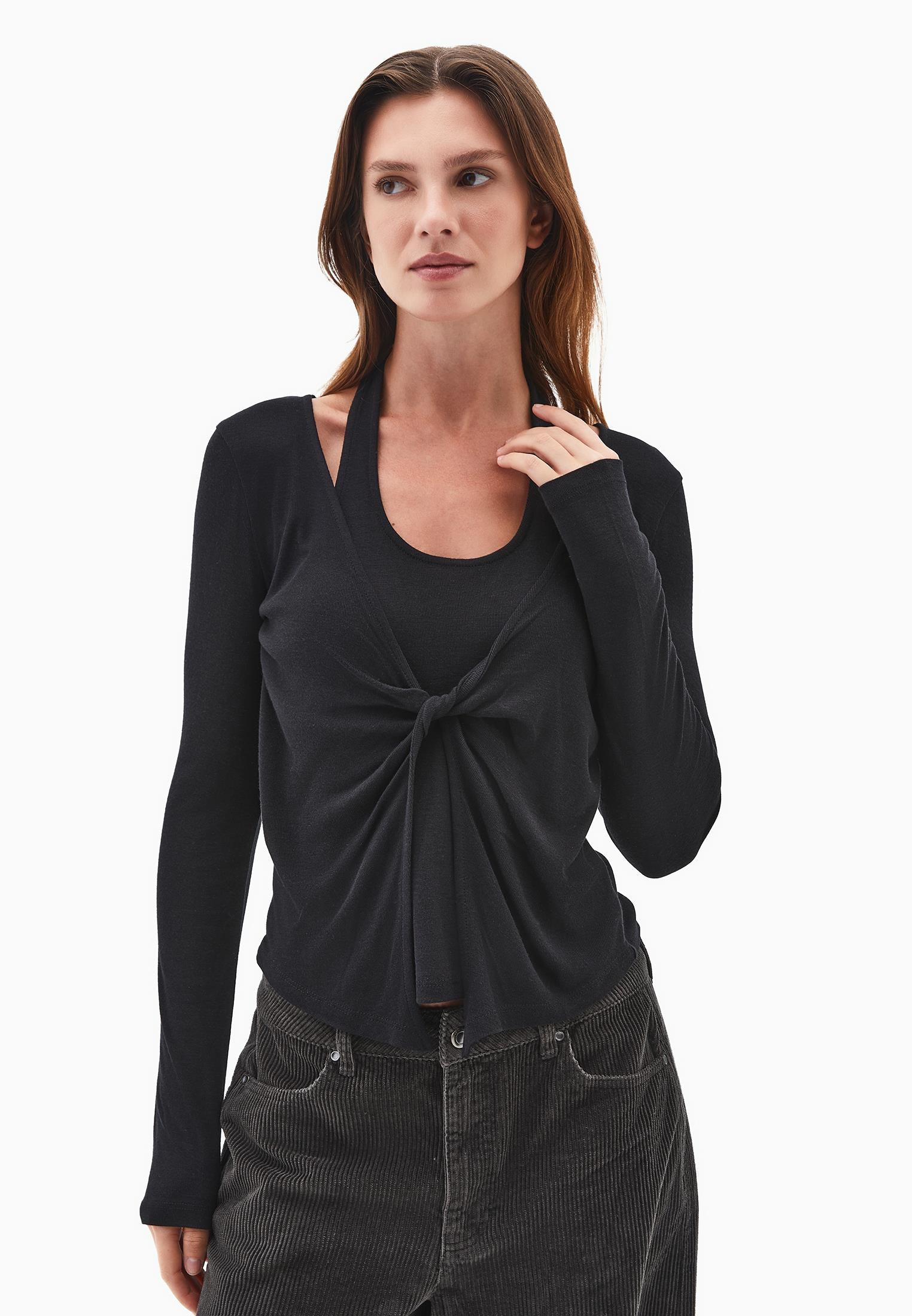 V Neck Long Sleeve T-Shirt - BLACK