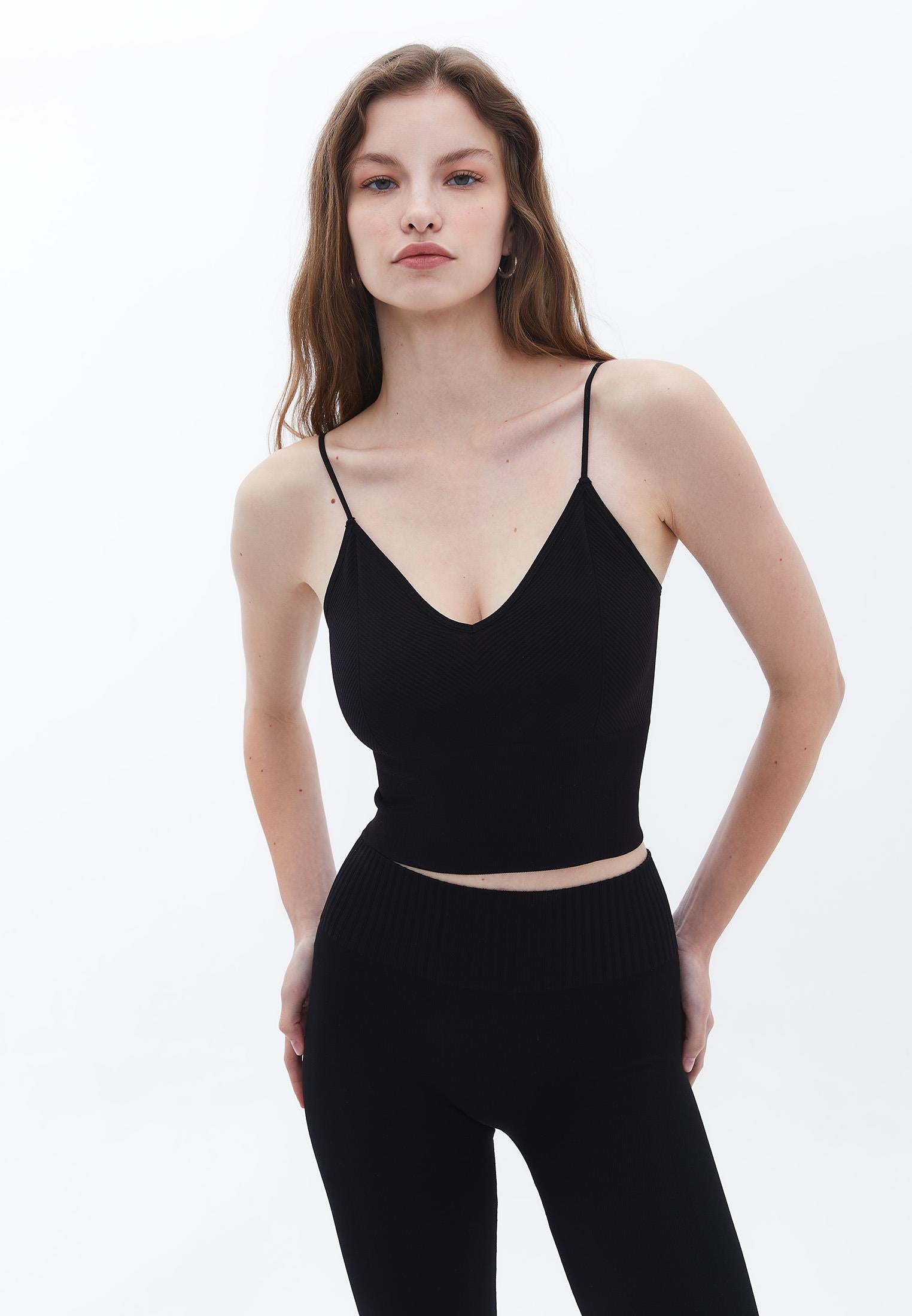 Jacquard Patterned V Neck Tank Top - BLACK