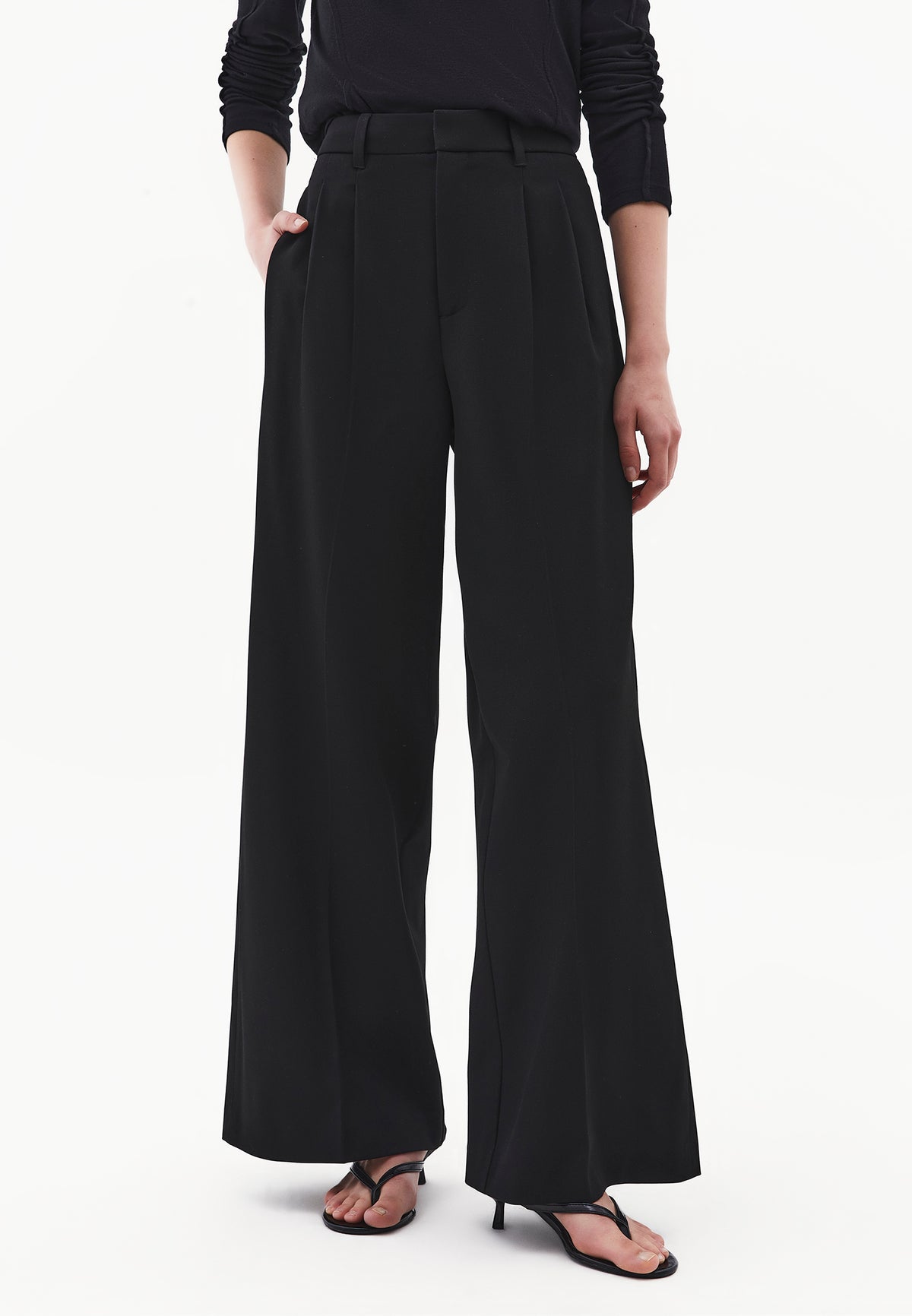 Pleated Wide Leg Pants - BLACK
