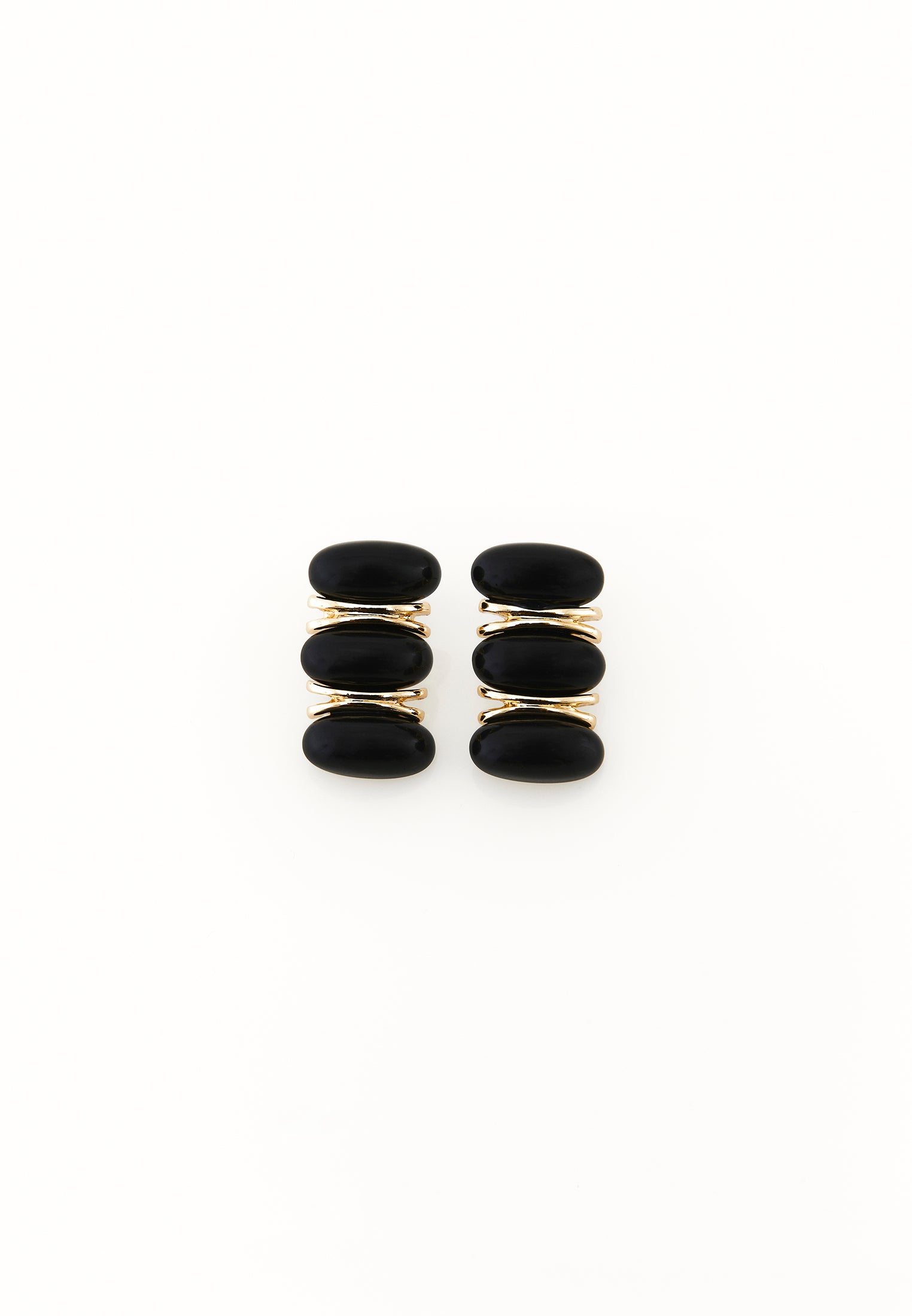 Minimal Earring Model - BLACK