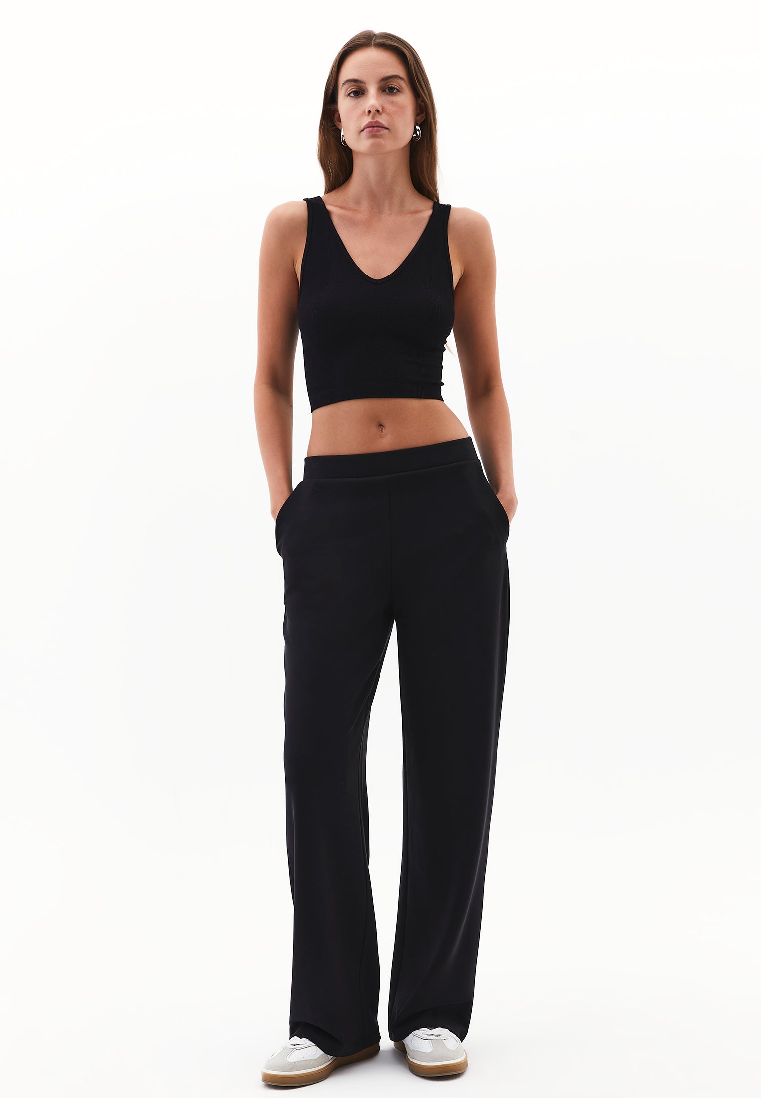 Cropped V Neck Tank Top - BLACK