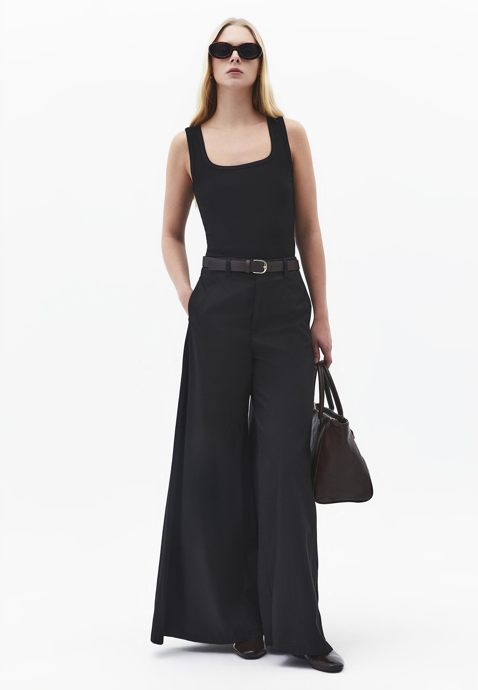 Square Neck Bodycon Tank Top - BLACK