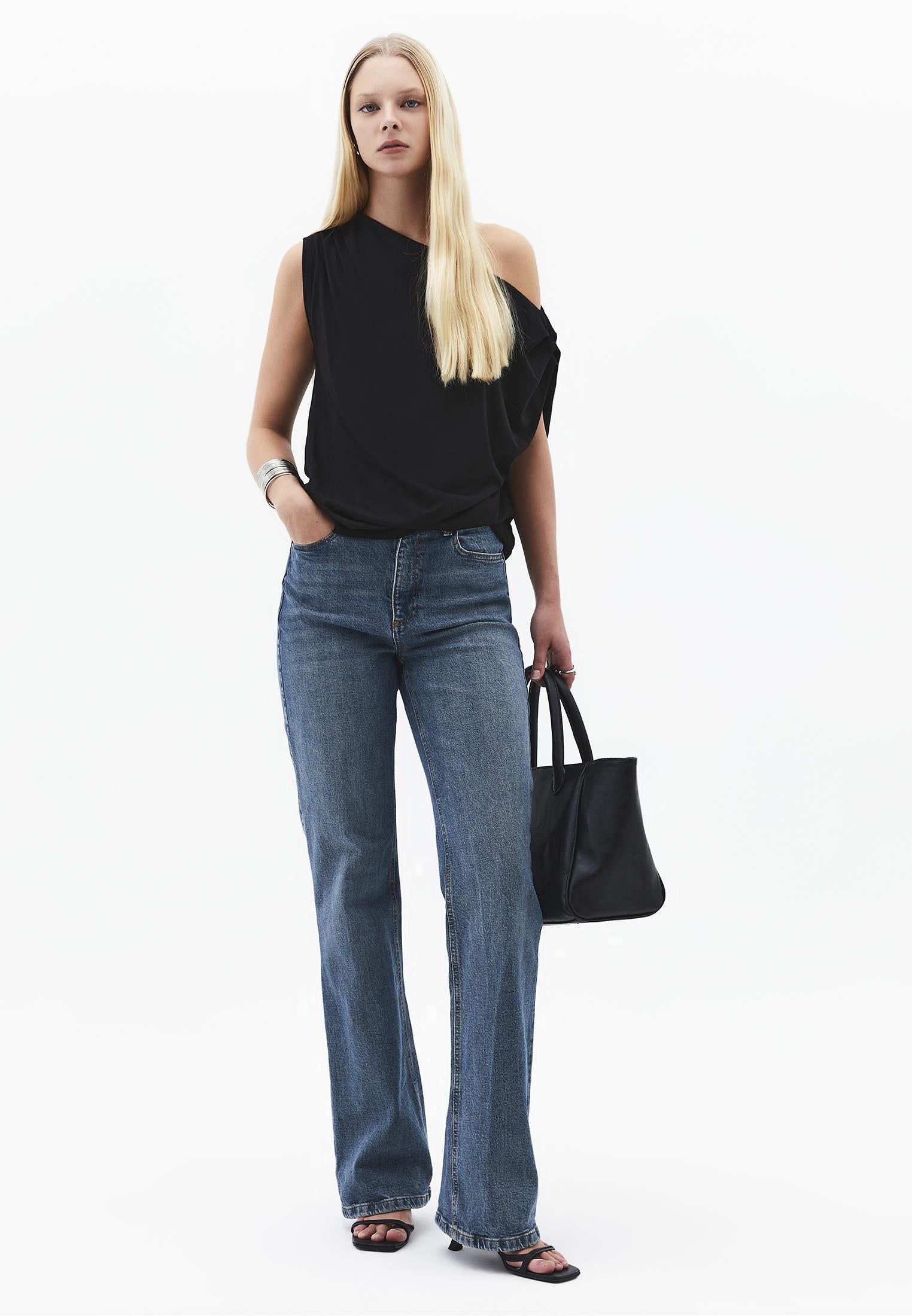 Pleated Asymmetric T-Shirt - BLACK