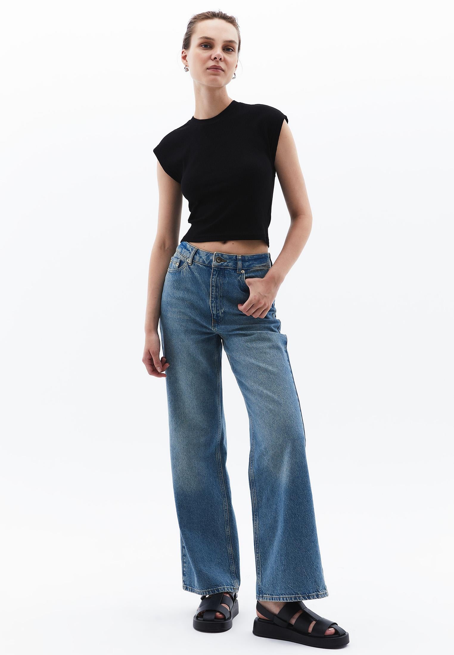 Crew Neck Short Sleeve T-Shirt - BLACK