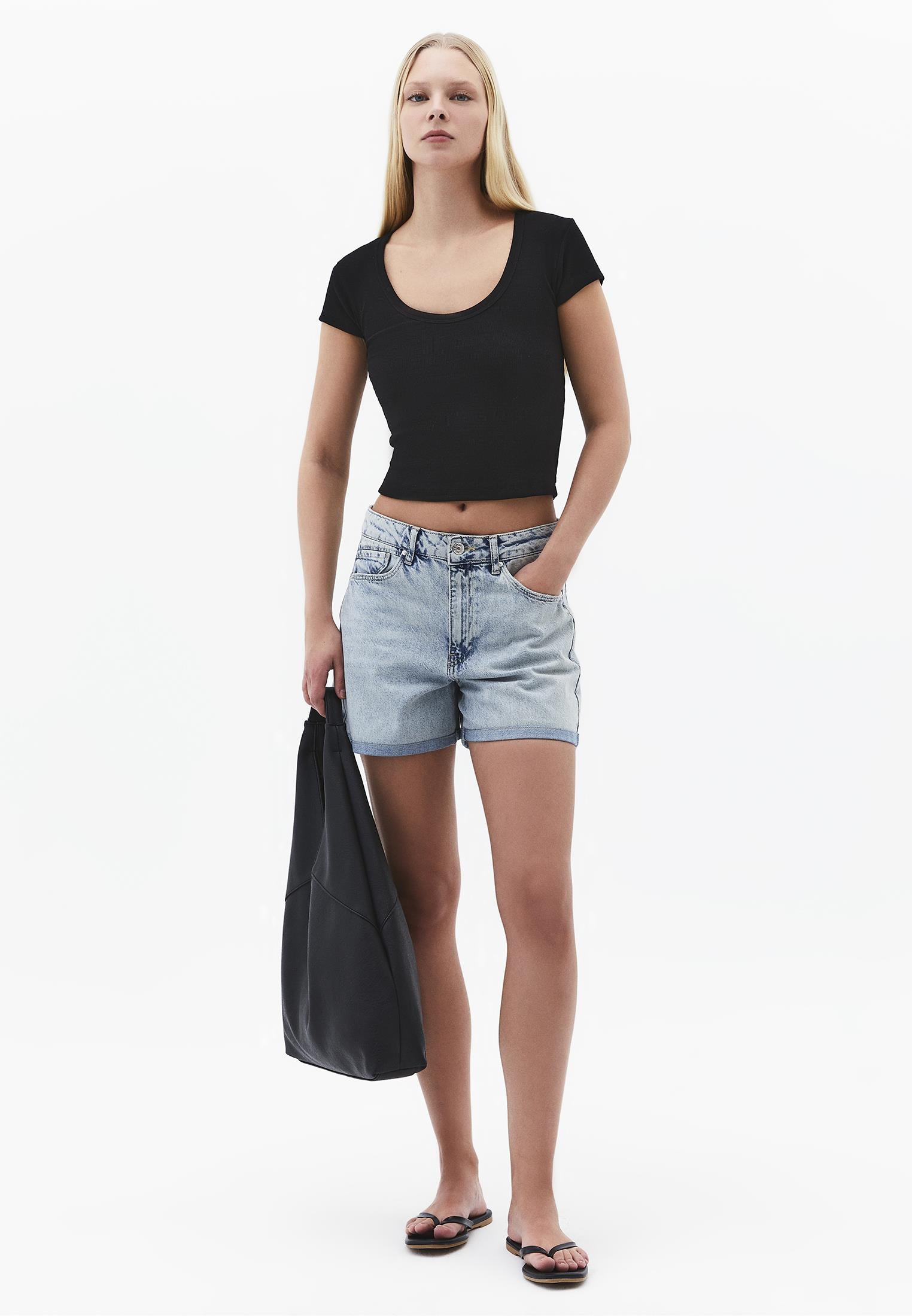 U Neck Bodycon T-Shirt - BLACK