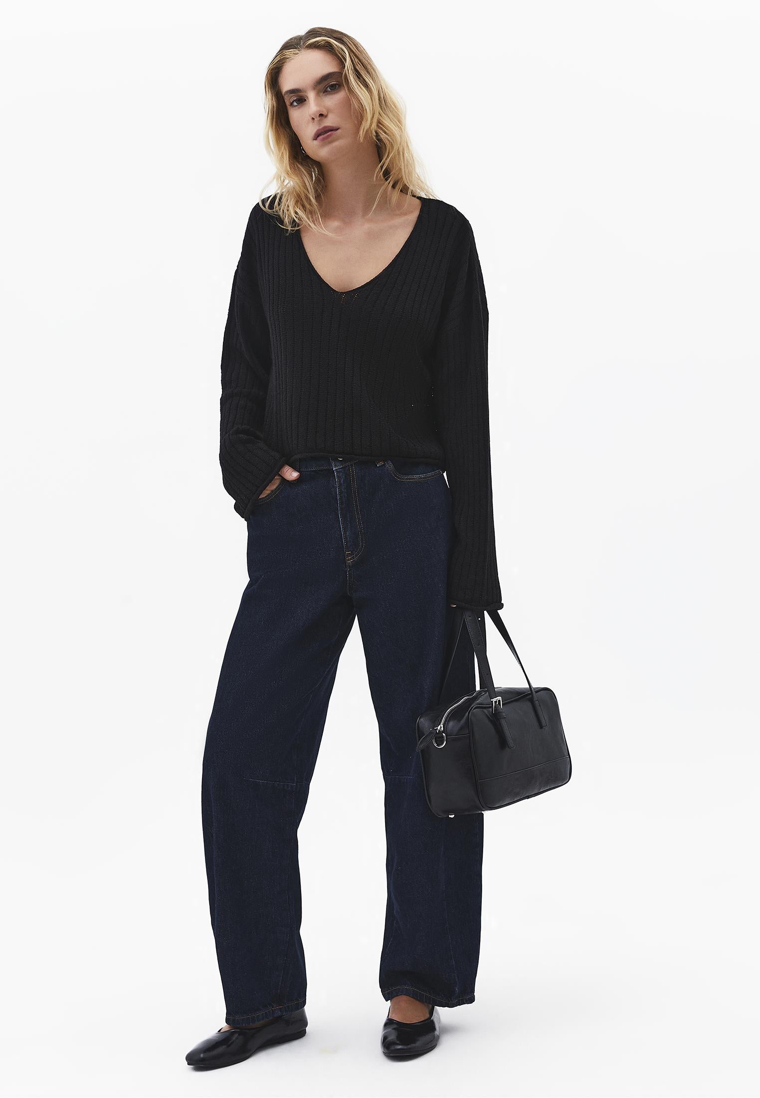 Ribbed V-Neck Long Sleeve Sweater - BLACK