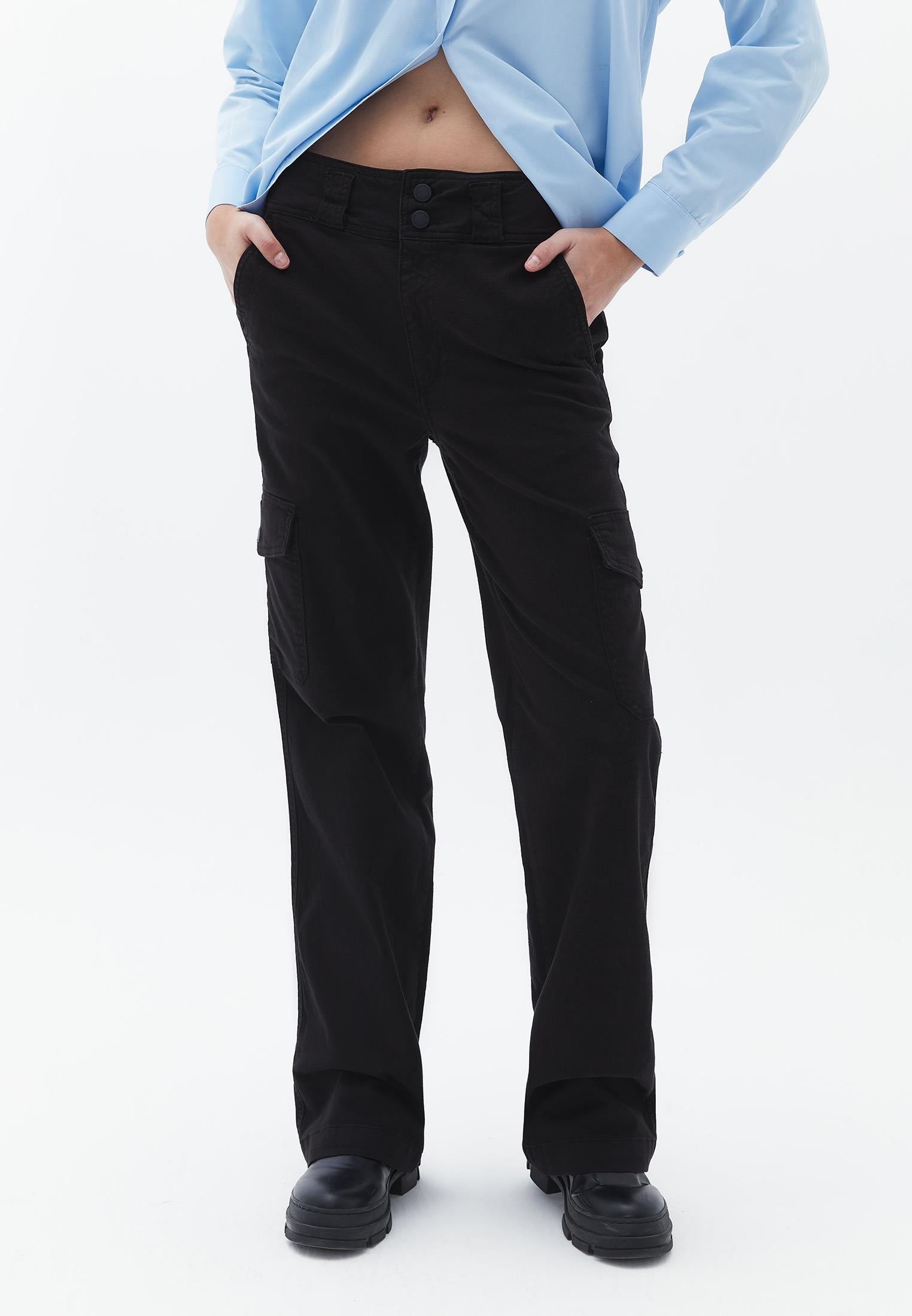 Straight Leg Mid Waist Pocket Detailed Trousers - BLACK