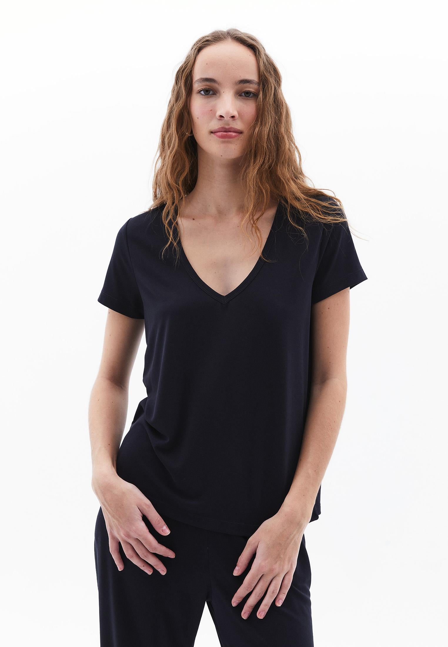 V Neck Loose Fit T-Shirt - BLACK