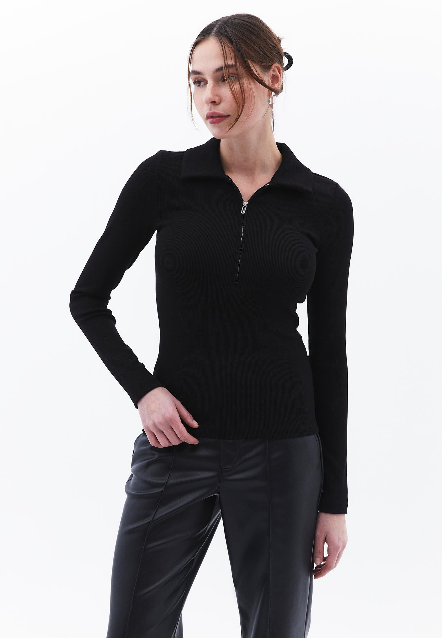 Polo Collar Long Sleeve T-Shirt With Zipper Detail - BLACK