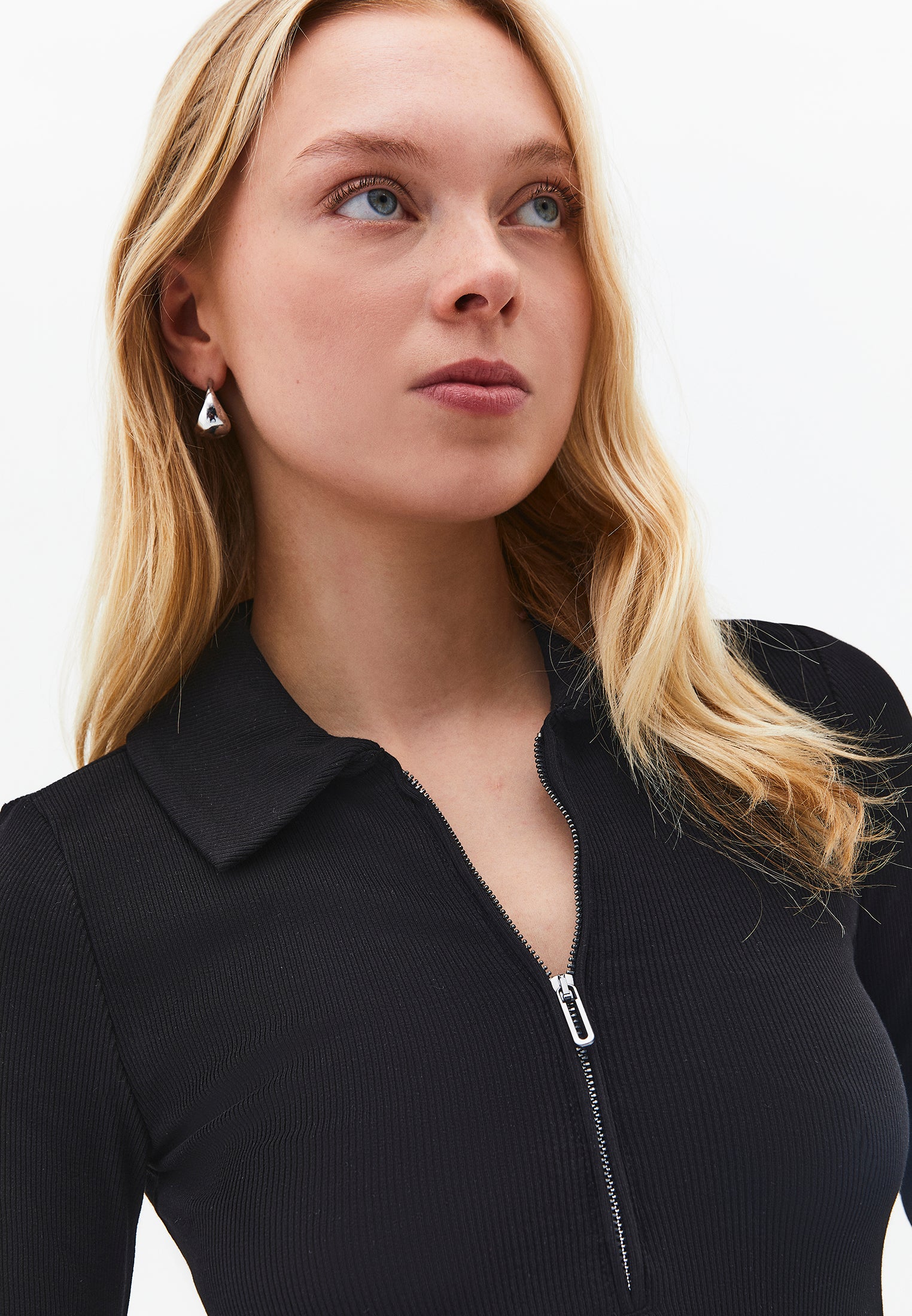 Polo Collar Zip Detailed Long Sleeve T-Shirt - BLACK