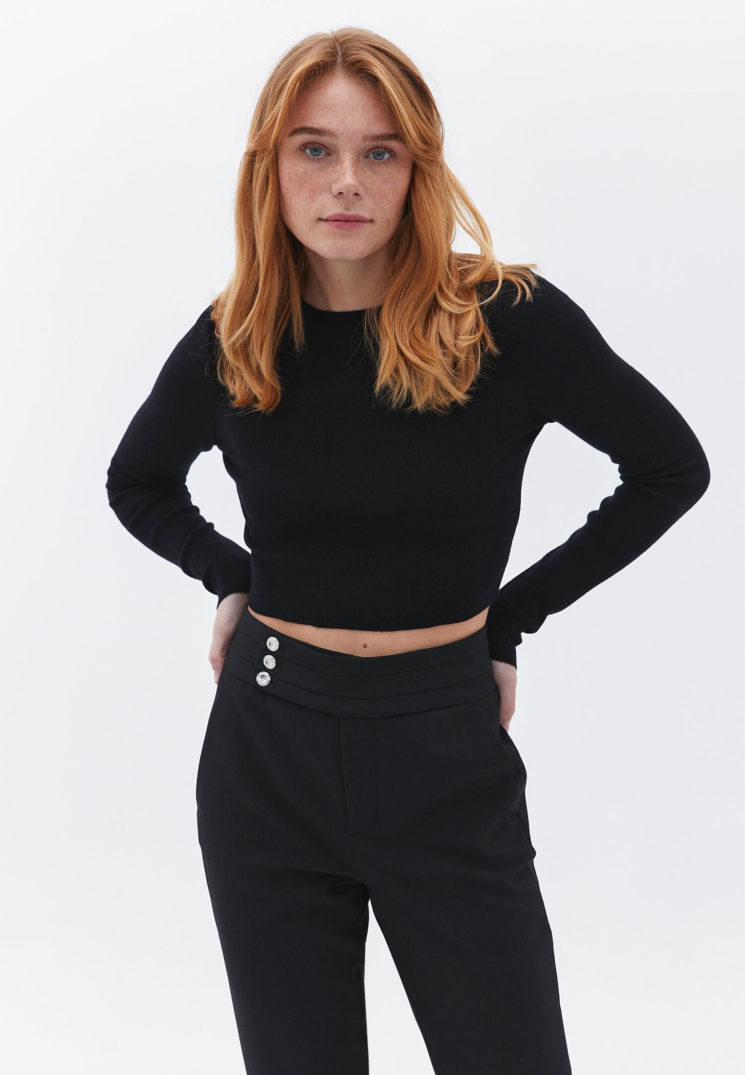 Crew Neck Raglan Sleeve Crop Sweater - BLACK
