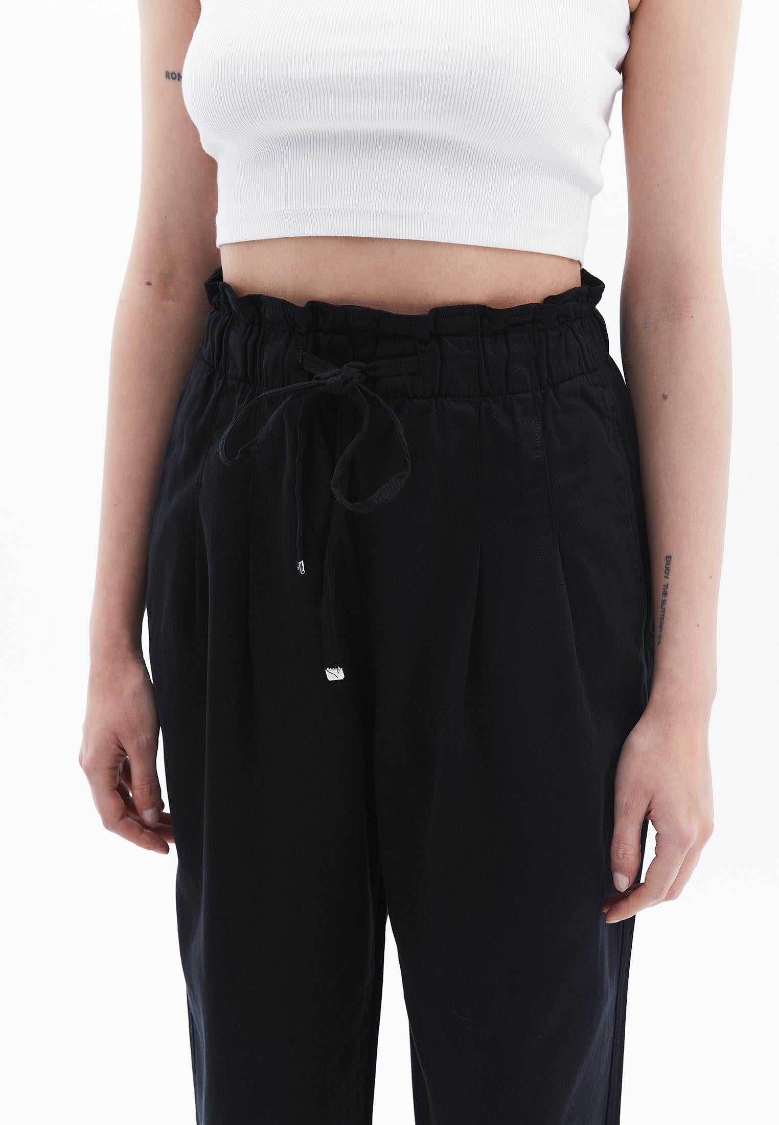 Women's Pleated Trousers - BLACK