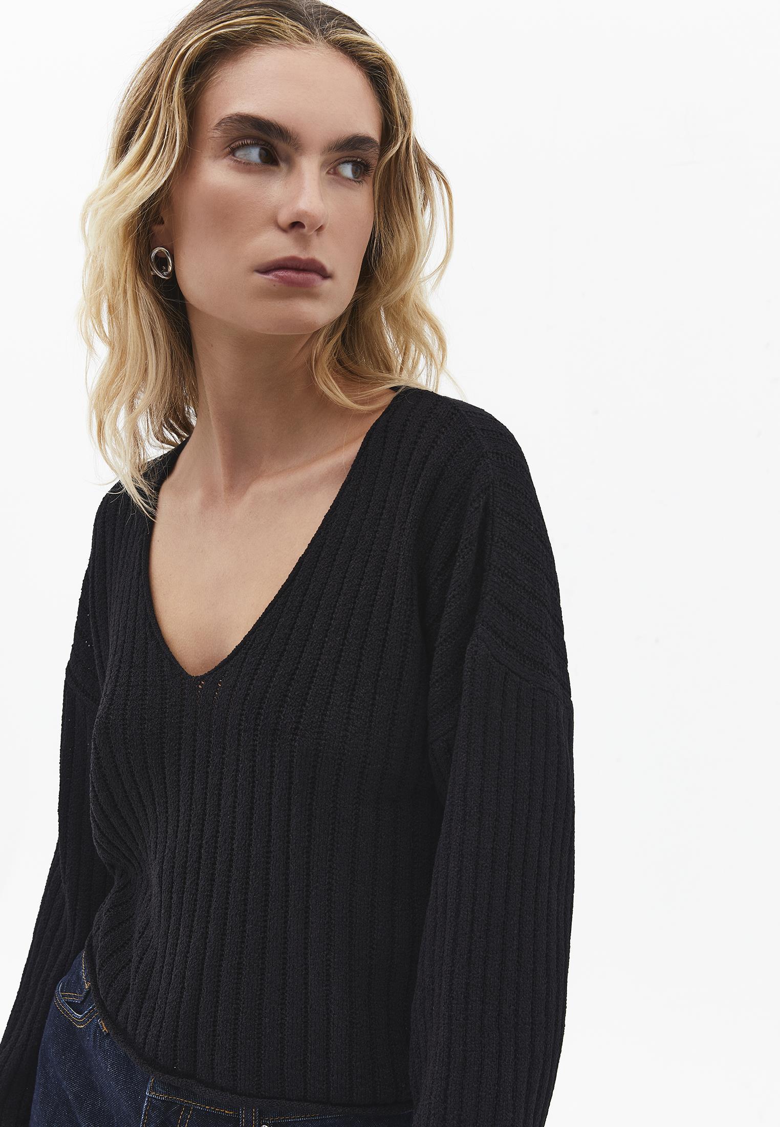 Ribbed V-Neck Long Sleeve Sweater - BLACK