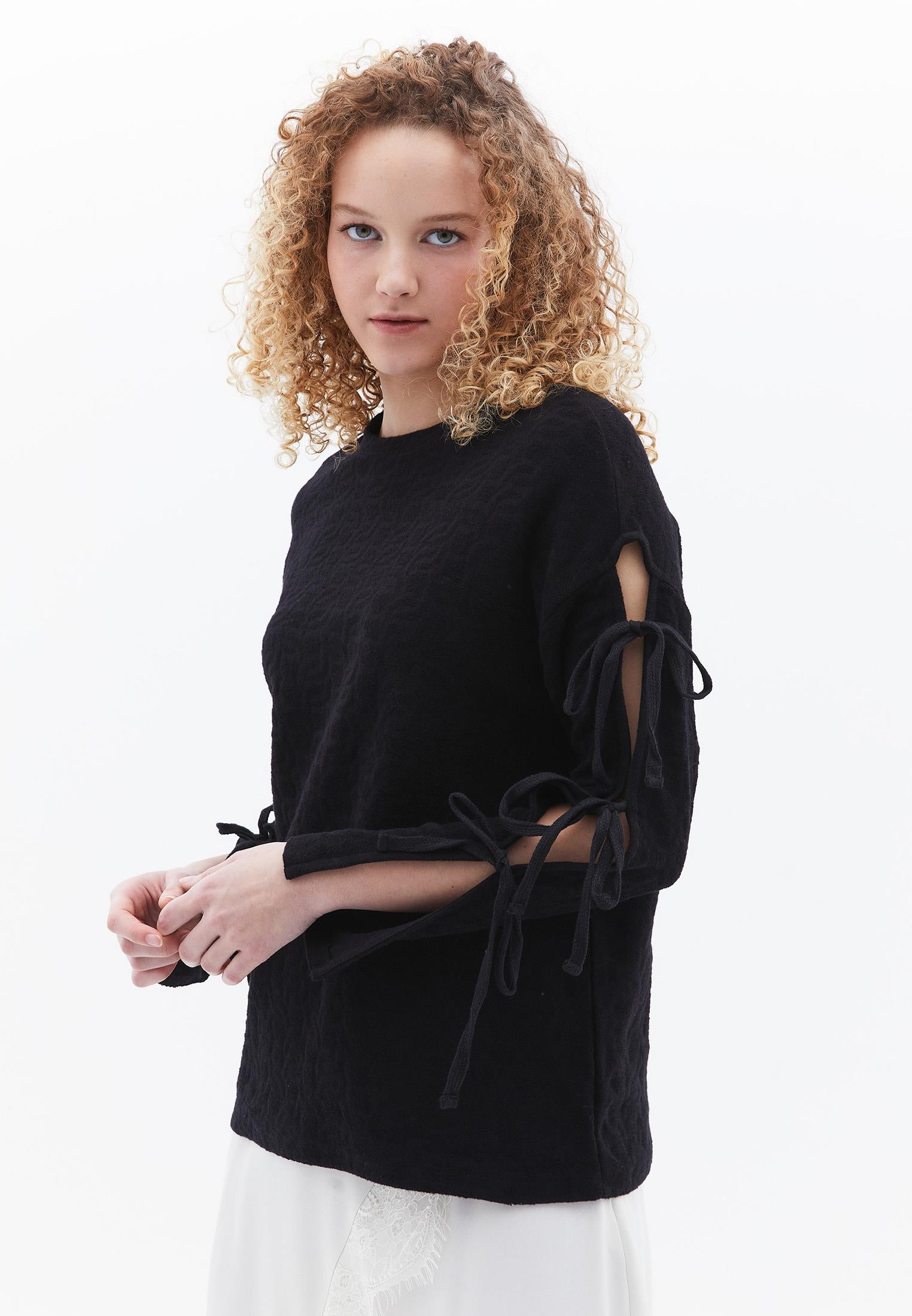 Crew Neck Long Sleeve Detailed Sweatshirt - BLACK