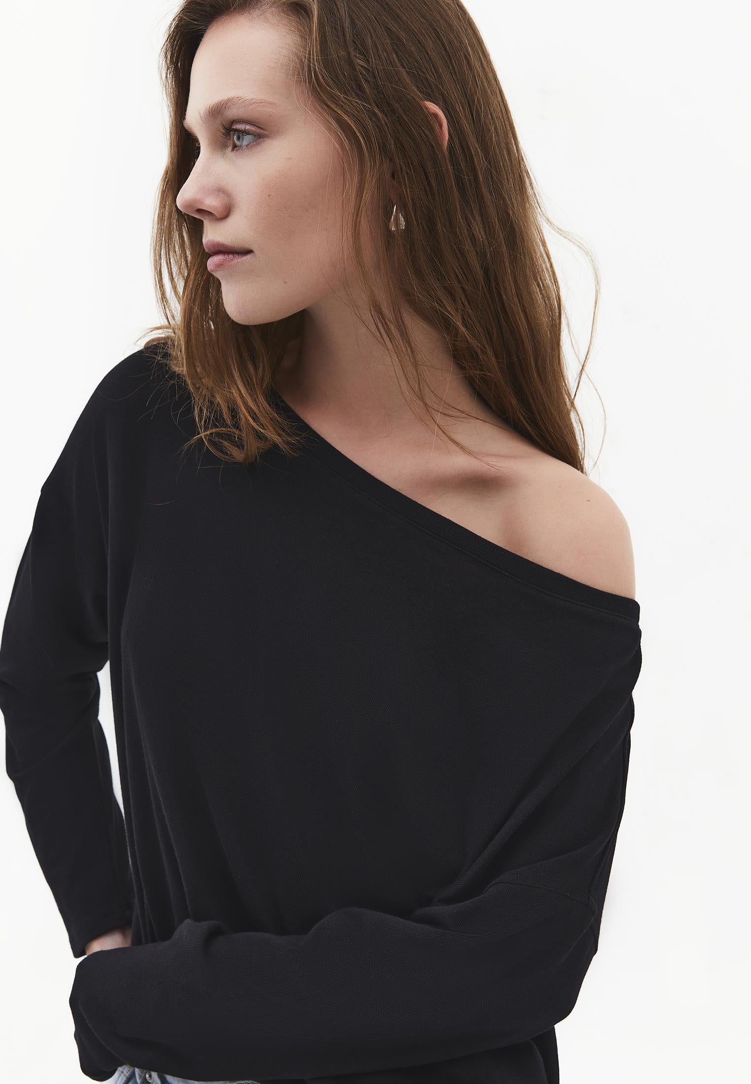 Lightweight Boat Neck Knit Sweater - BLACK
