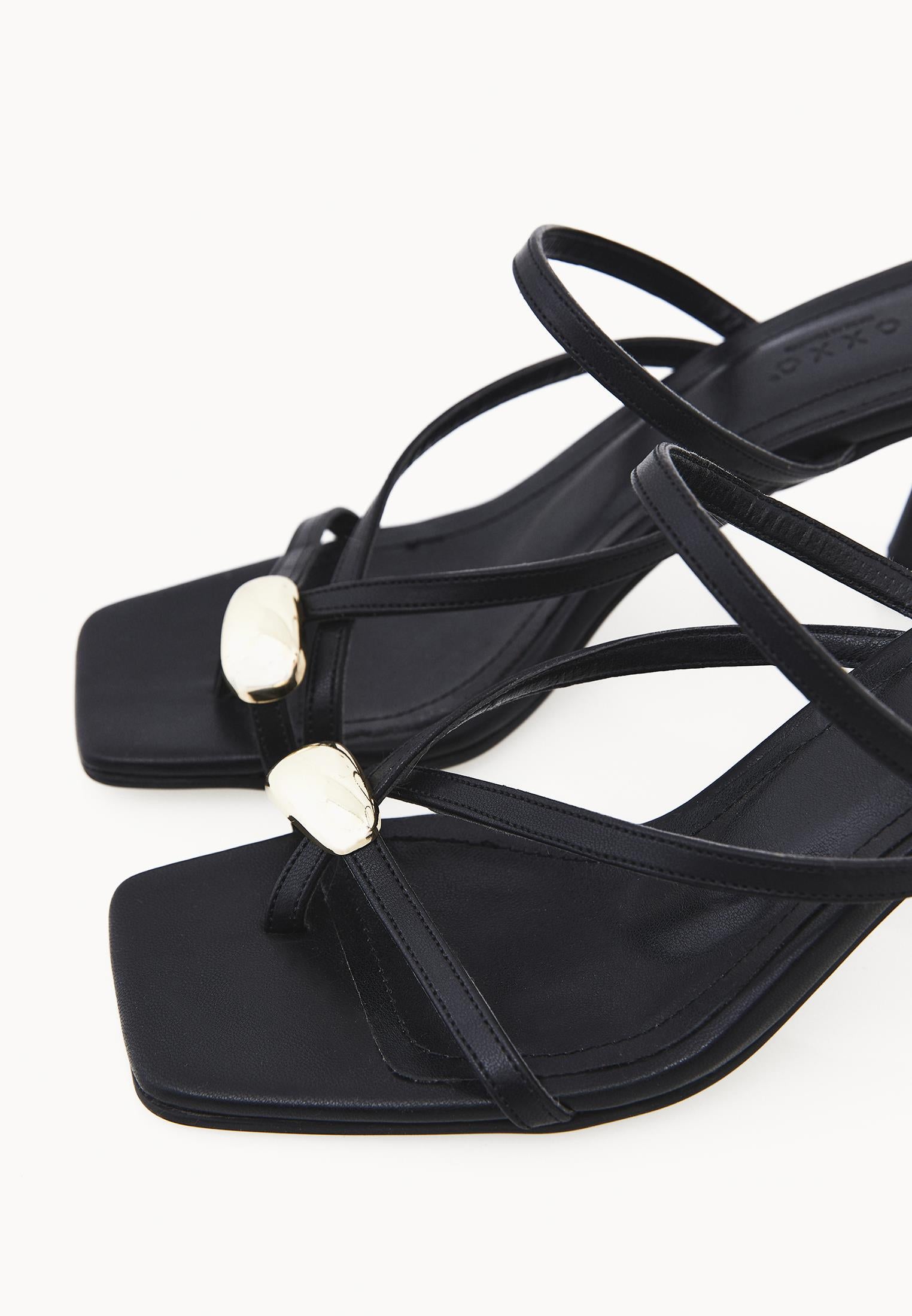 Modern Women Shoe - BLACK