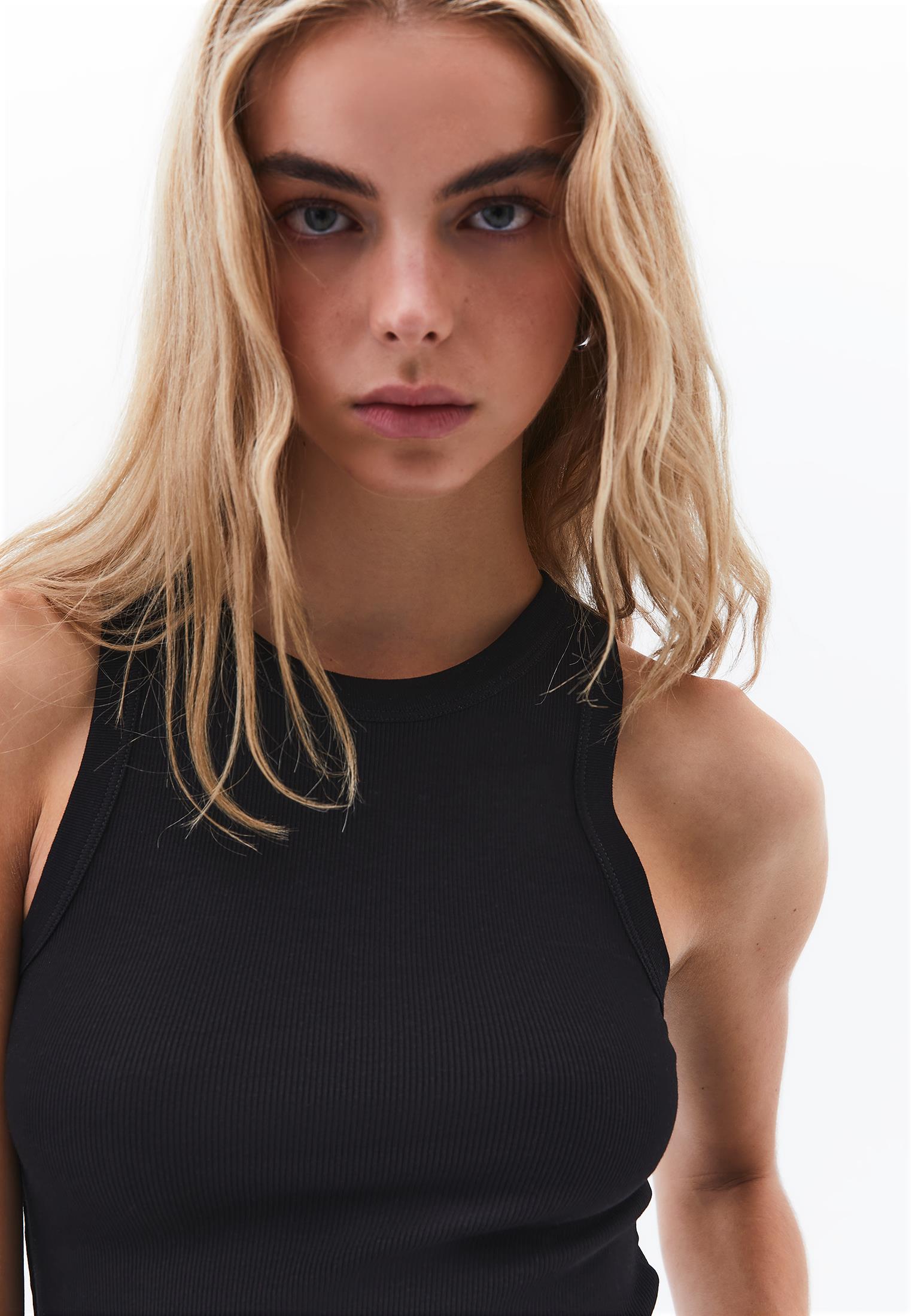 Crew Neck Tank Top - BLACK