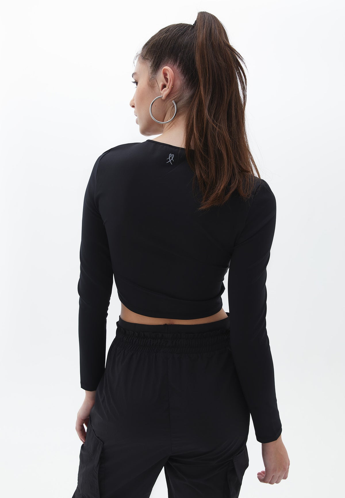 Asymmetric Neck Long Sleeve Cropped T-Shirt - BLACK