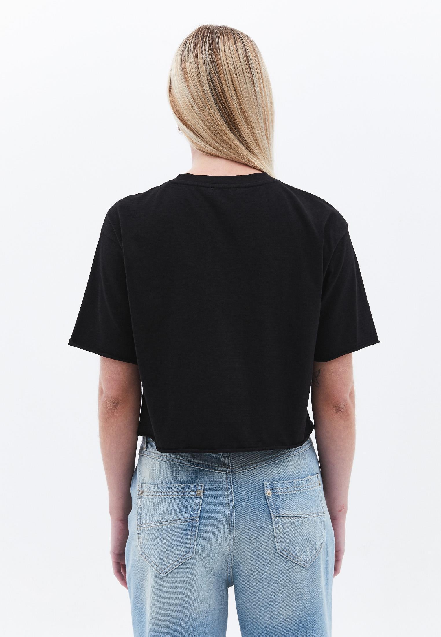 Cropped T-Shirt With Pocket Detail - BLACK