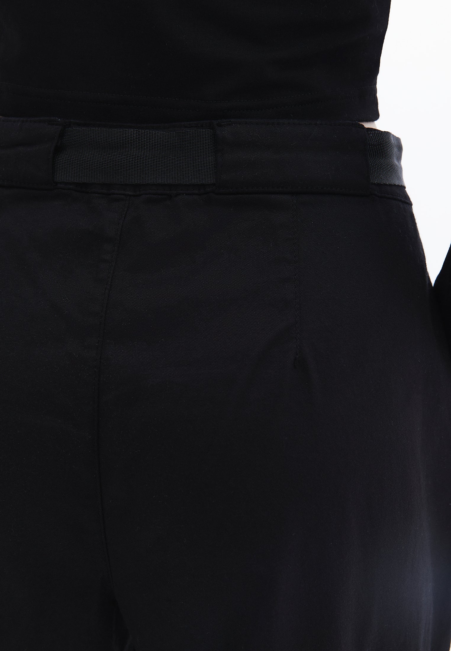 Carrot Fit Trousers - BLACK
