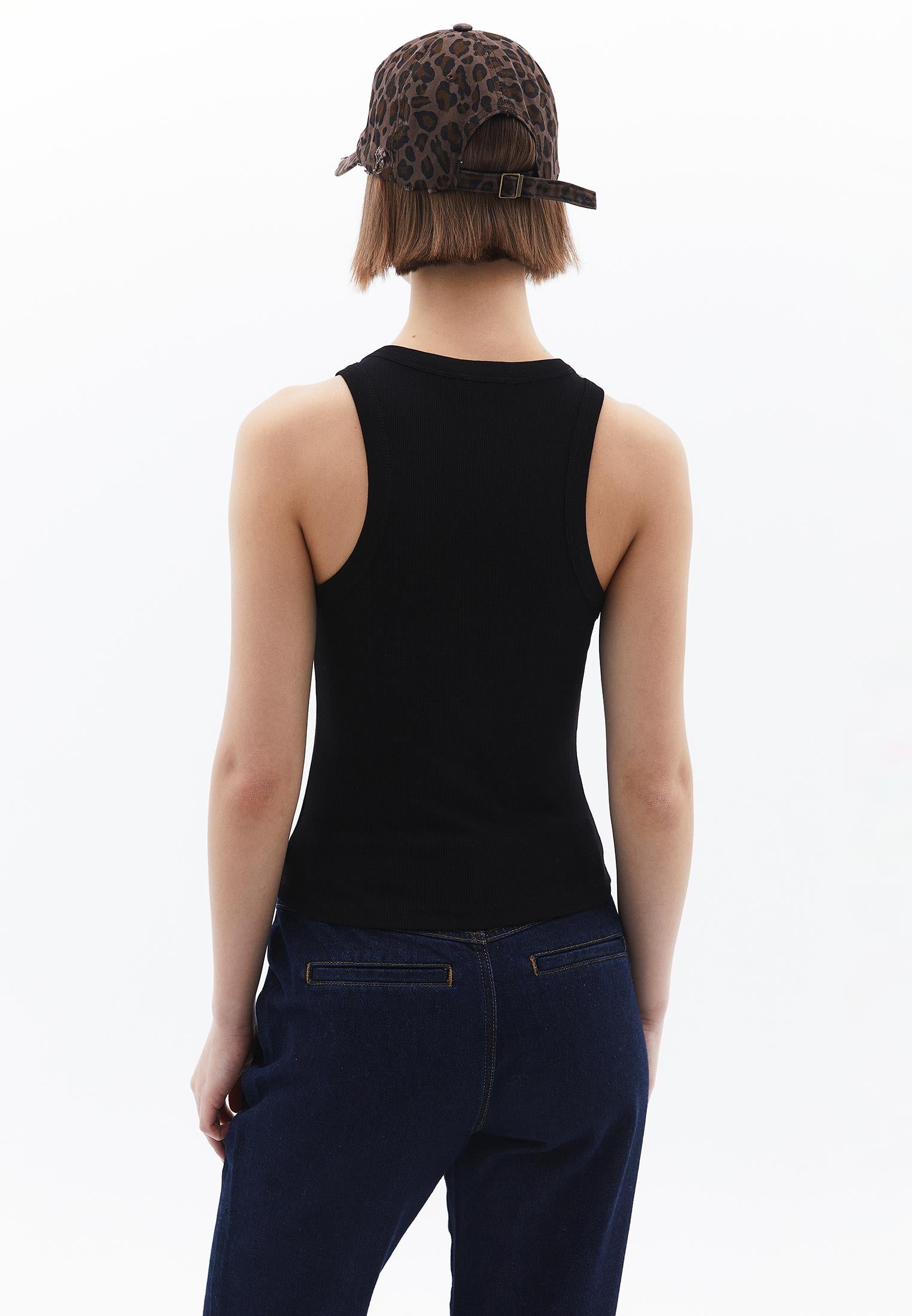 Crew Neck Bodycon Tank Top - BLACK