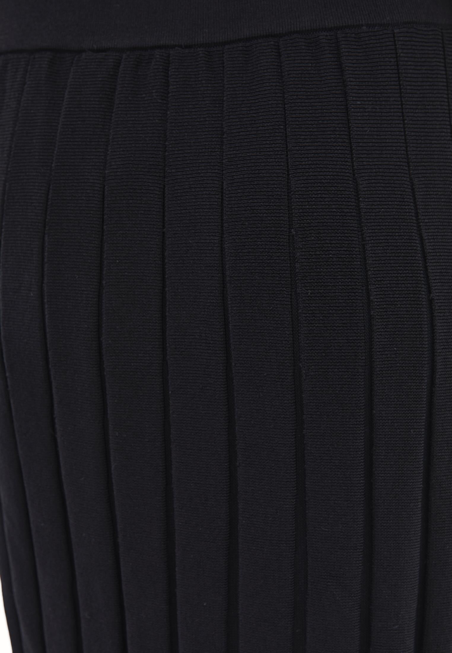 Pleated Long Skirt - BLACK