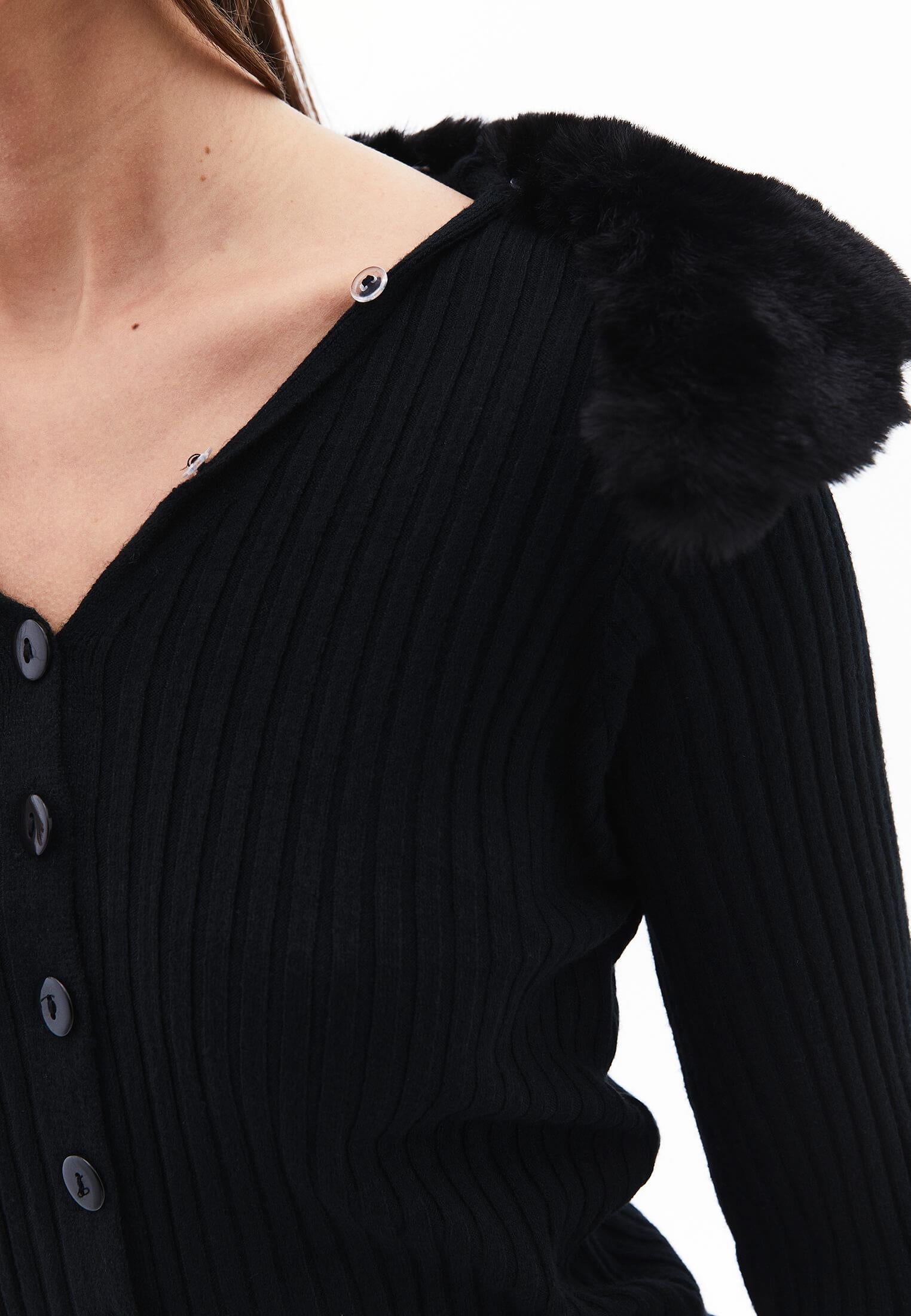 Wide Collar Standard Cardigan - BLACK