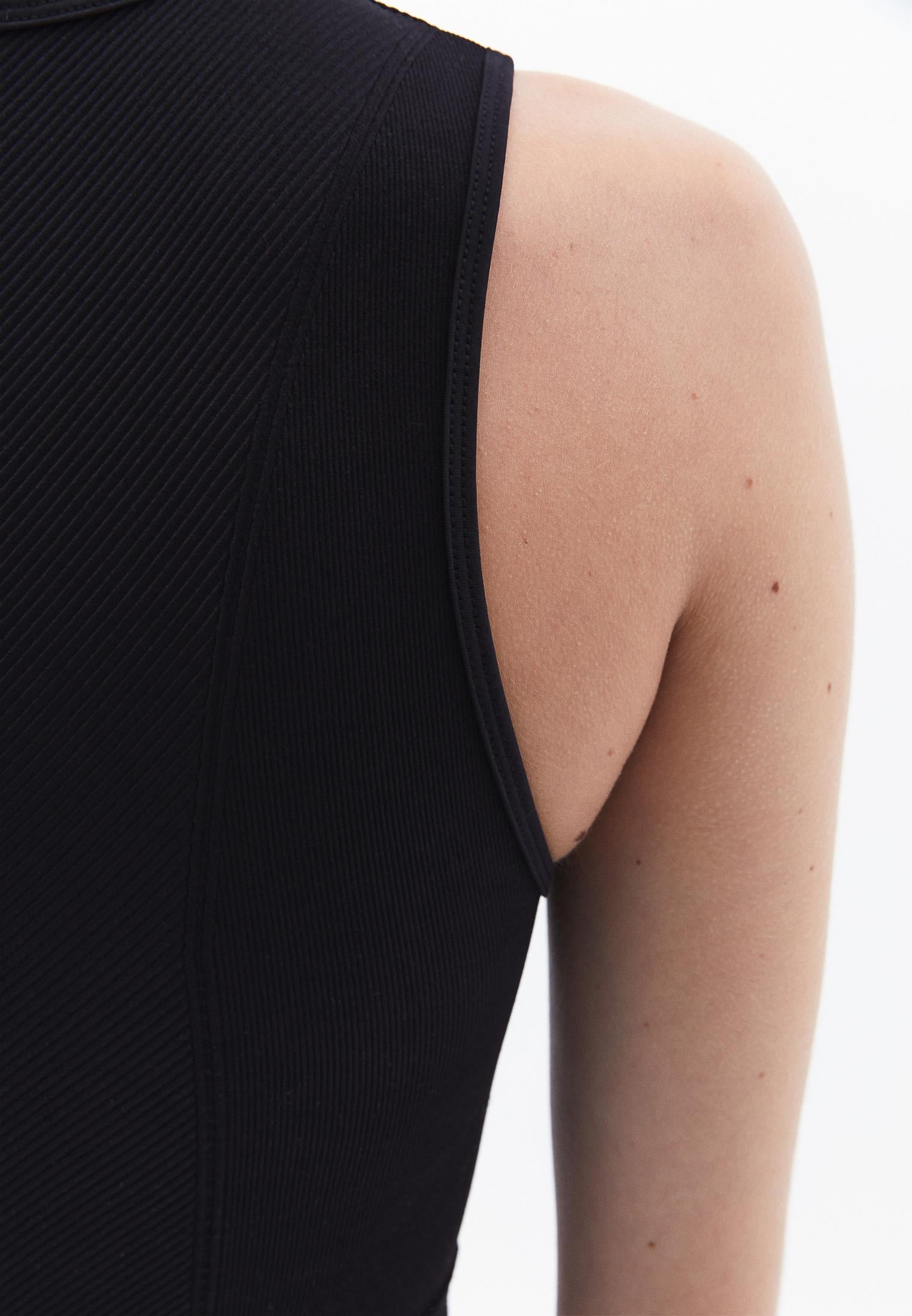 Sleeveless Cropped Top - BLACK