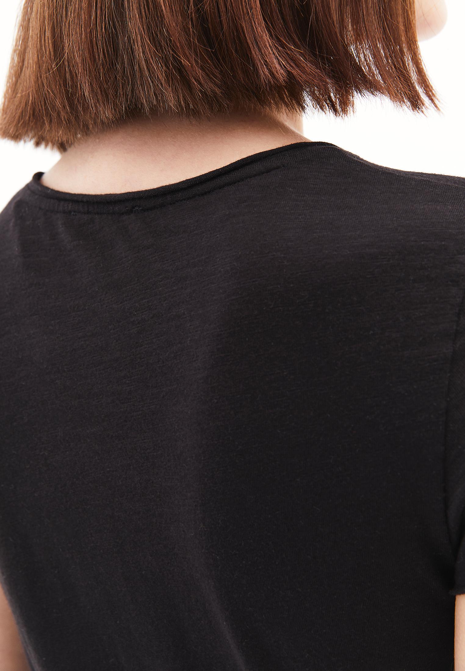 V Neck T-Shirt - BLACK