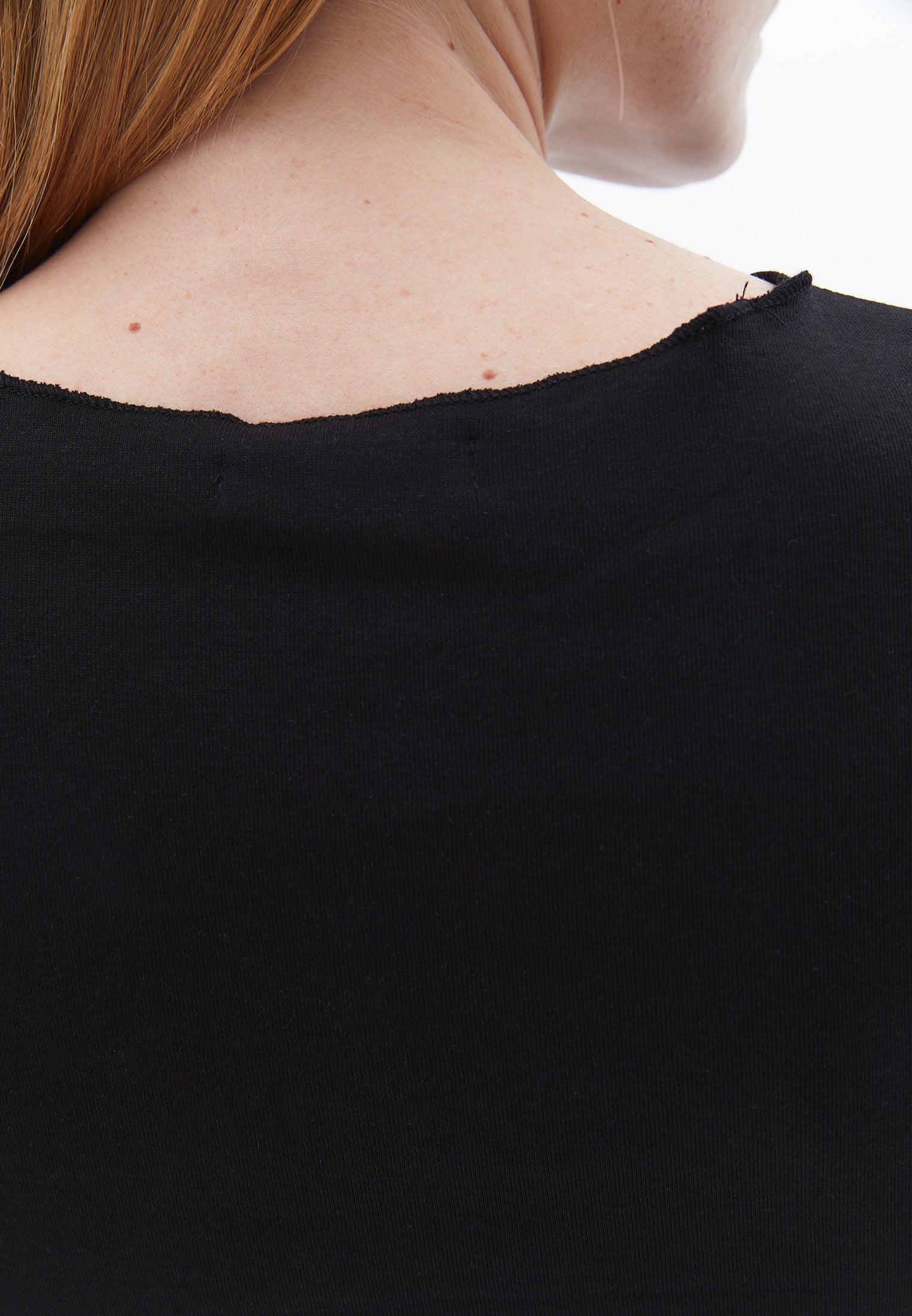 Crew Neck Short Sleeve Slim Fit Cropped T-Shirt - BLACK
