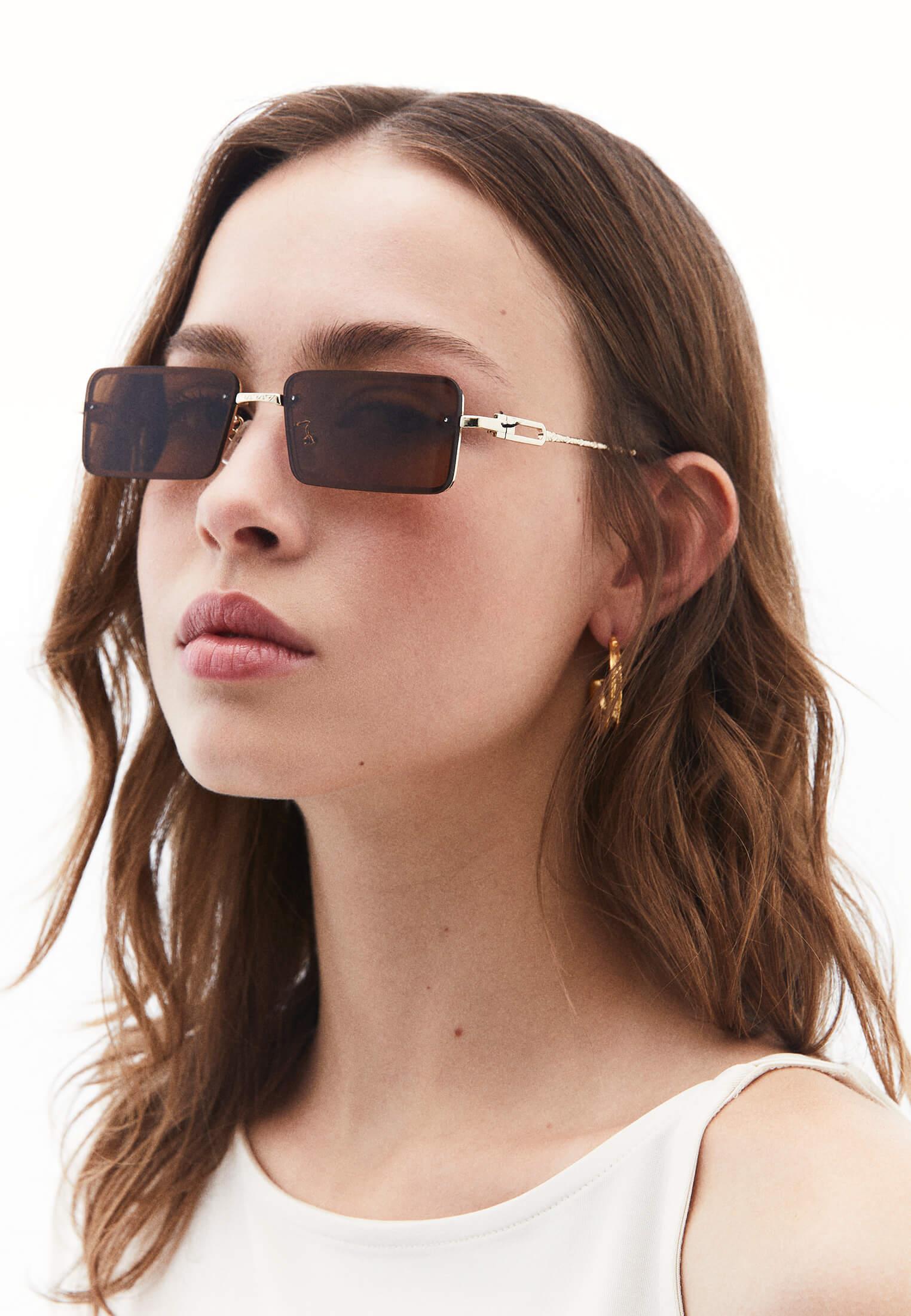Sunglasses With Modern Design - BRUNETTE