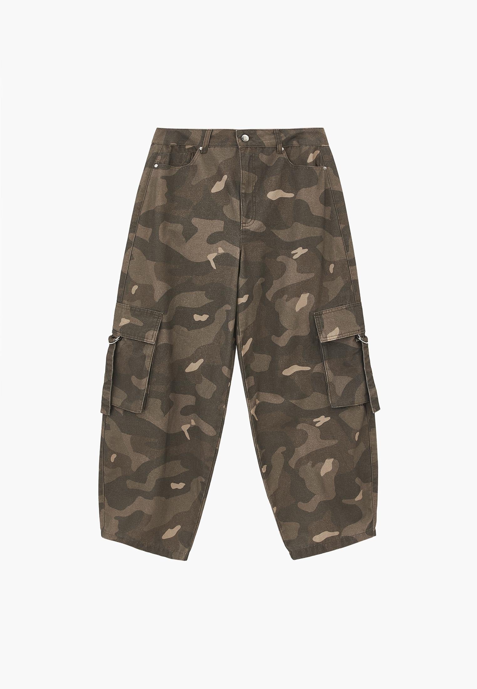 Camouflage Patterned Barrel Leg Cargo Pants - CAMO COMB