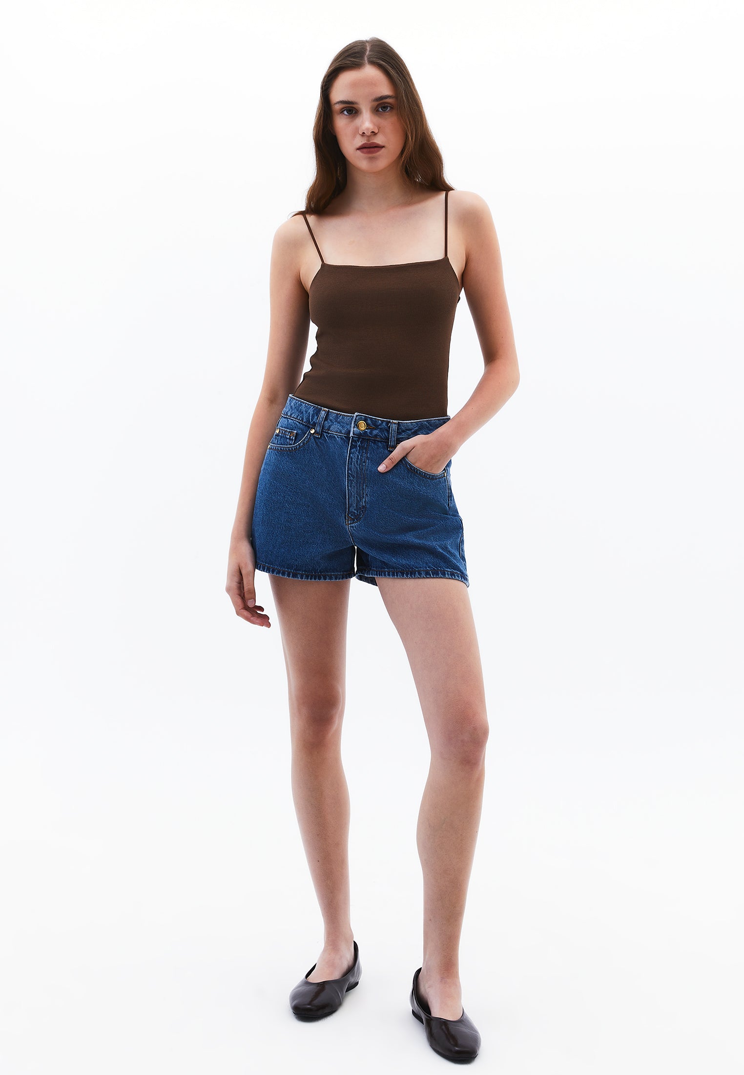 Wide Neck Tank Top - CARAFE
