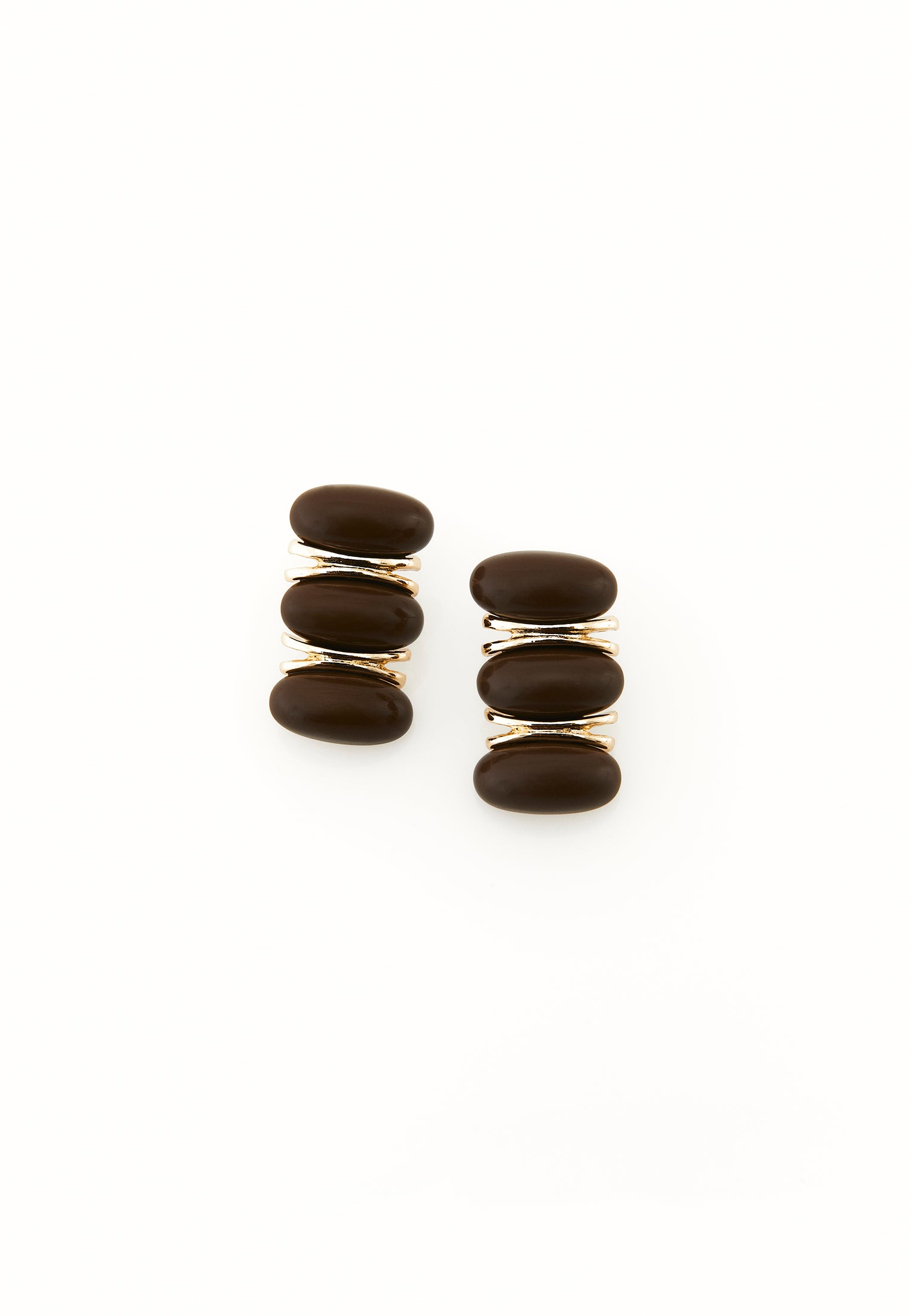 Minimal Earring Model - CHICORY COFFEE