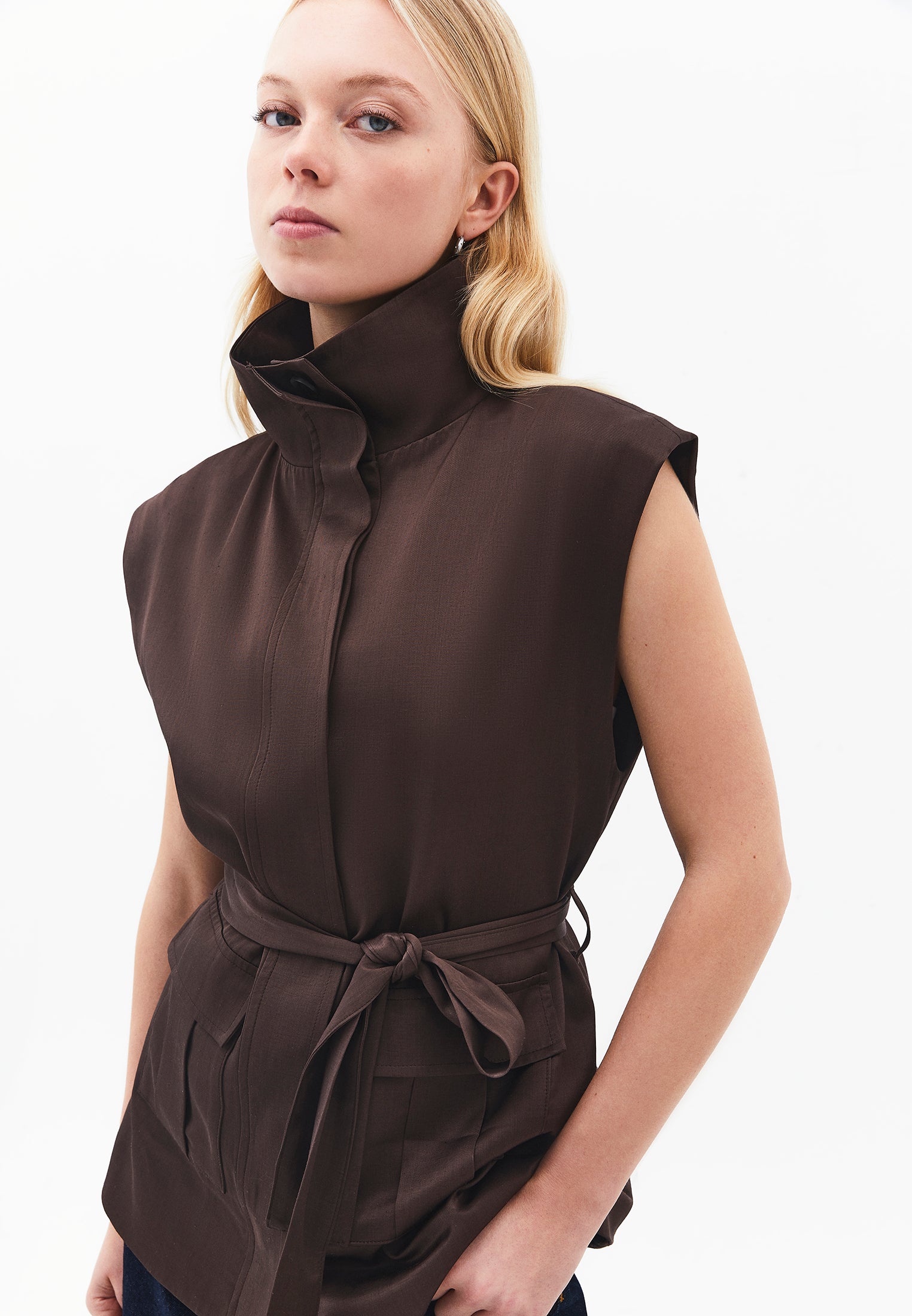 Sleeveless Cargo Vest With Turtleneck - CHOCOLATE BROWN