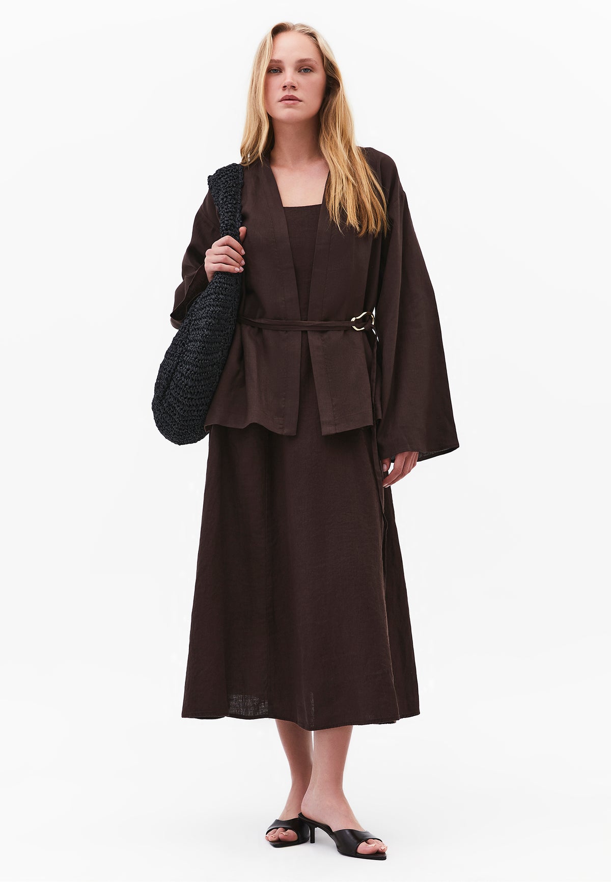 CHOCOLATE BROWN