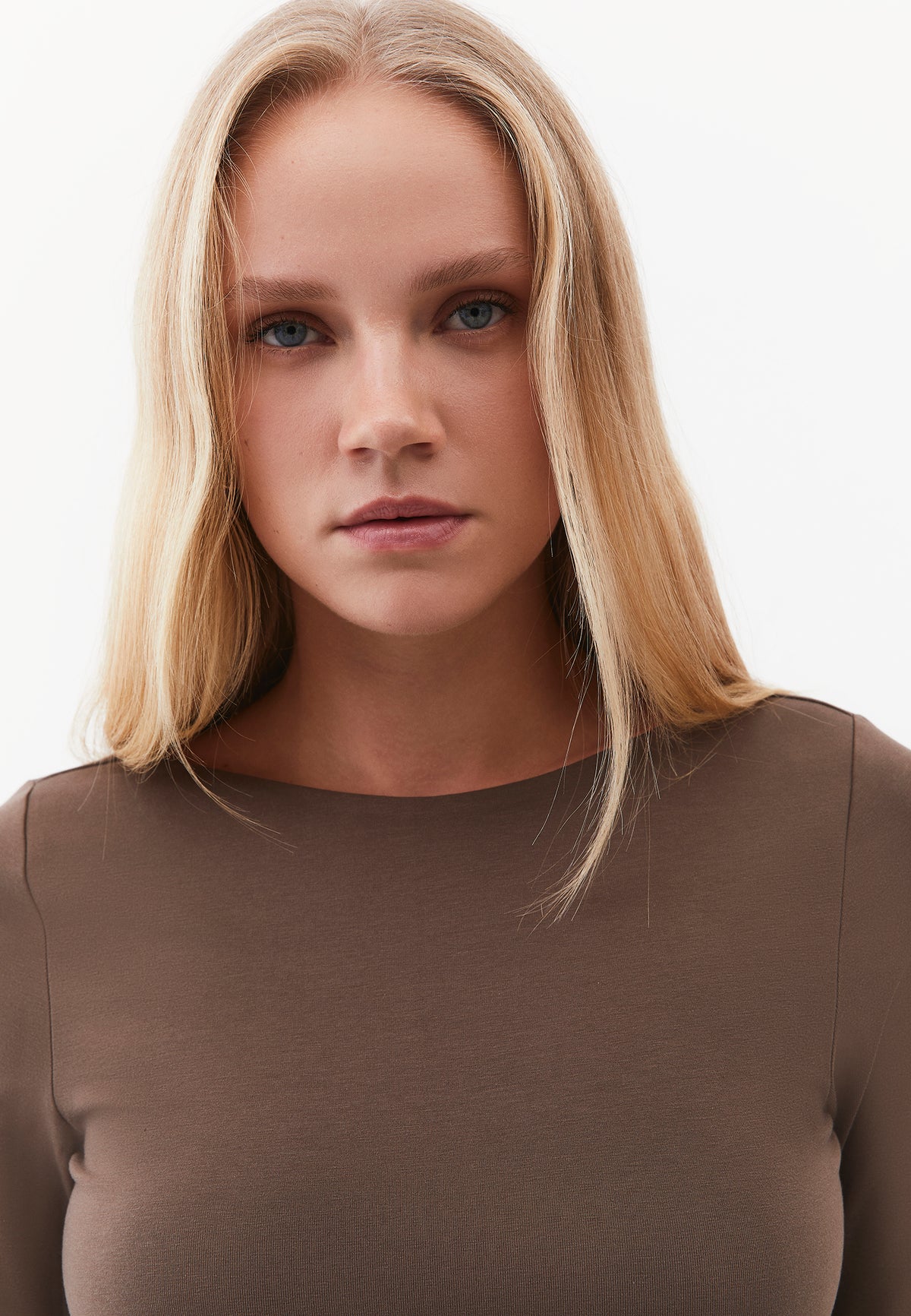 Long Sleeve T-Shirt with Collar Detail - CHOCOLATE CHIP