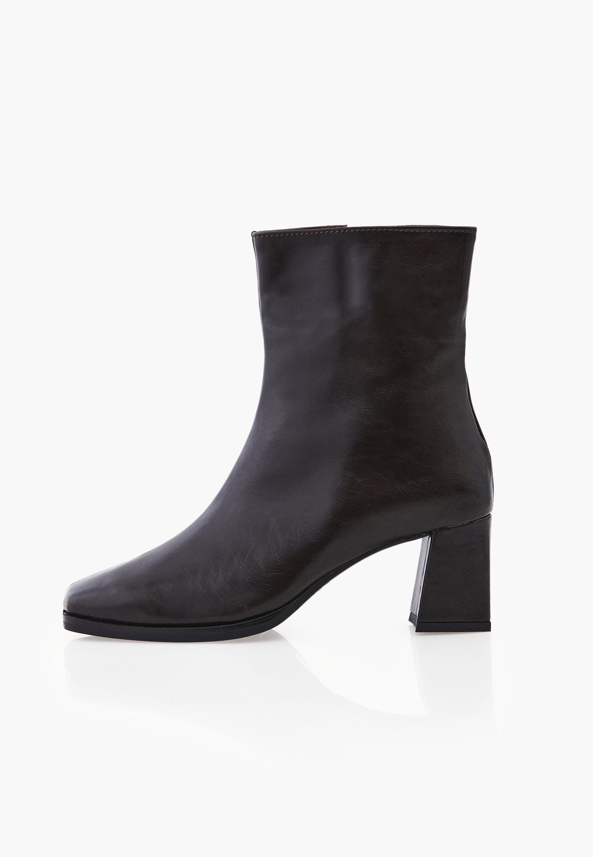 Classic Boot - CHOCOLATE PLUM