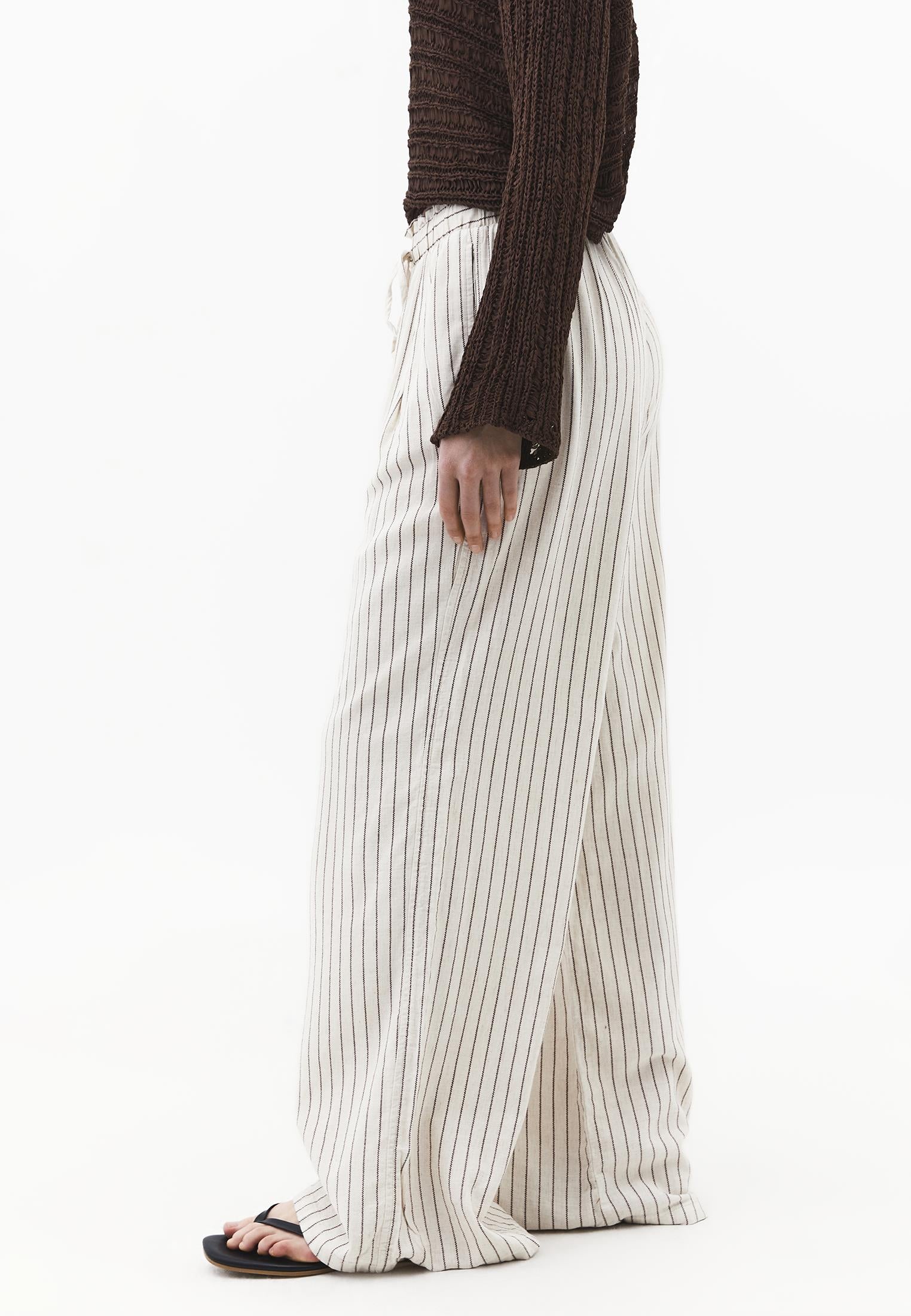 High Waist Wide Leg Pleated Pants - CHOCOLATE STRIPE