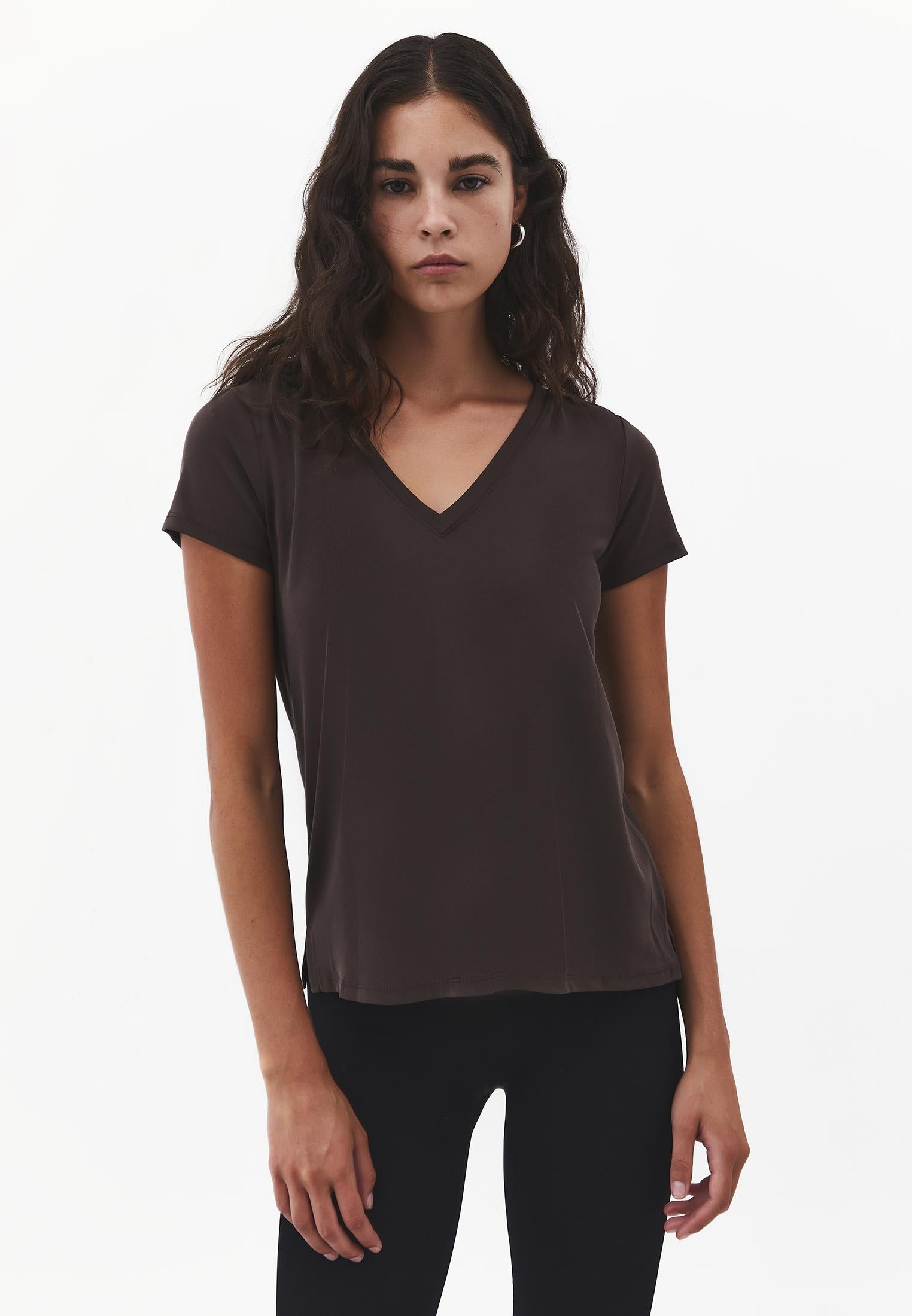 Short Sleeve V Neck T-Shirt - CHOCOLATE TORTE