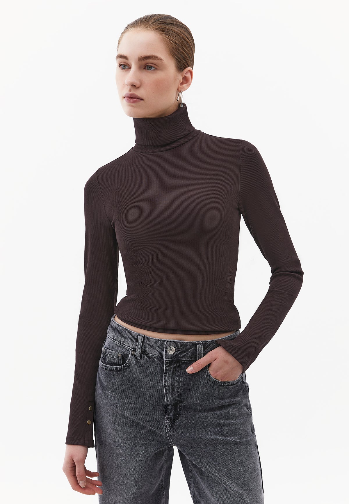Turtleneck Bodycon Top - CHOCOLATE TORTE