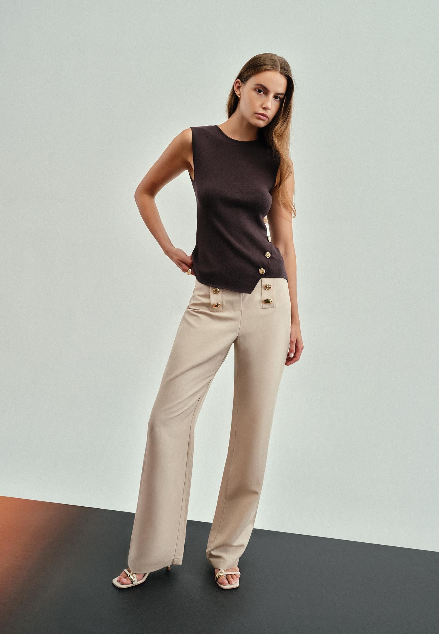 Sleeveless Tank Top With Button Details And Crew Neck - CHOCOLATE TORTE
