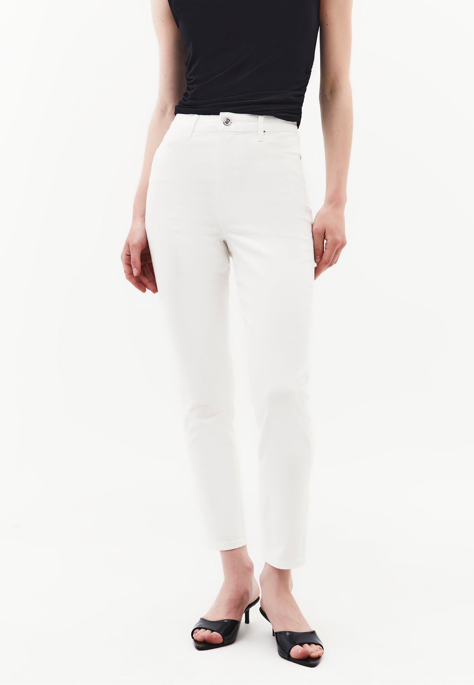 High Waist Pants With Pocket Details And Slim Leg - CLOUD DANCER