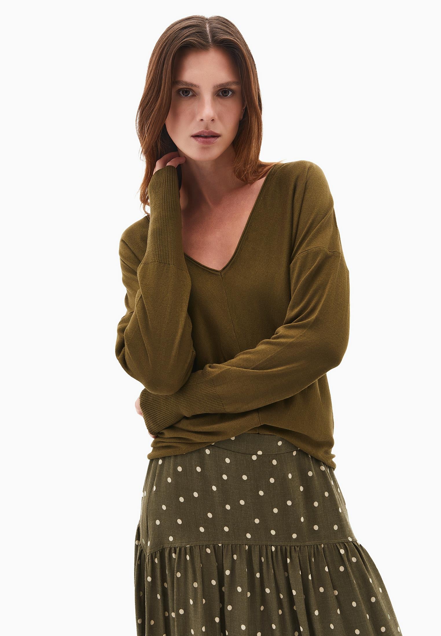 V Neck Long Sleeve Sweater - DARK OLIVE